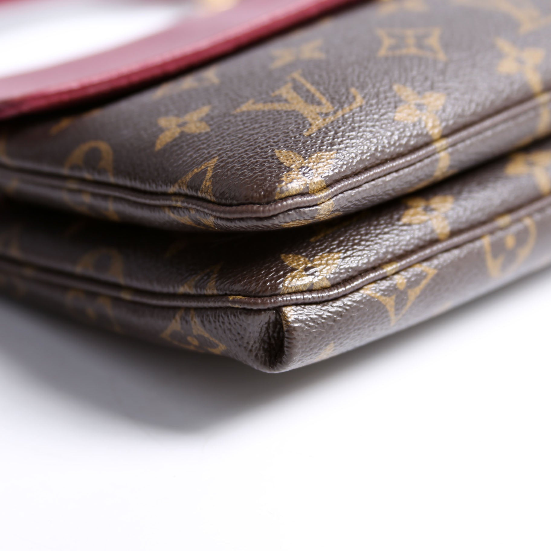 Pochette Twice Monogram Berry