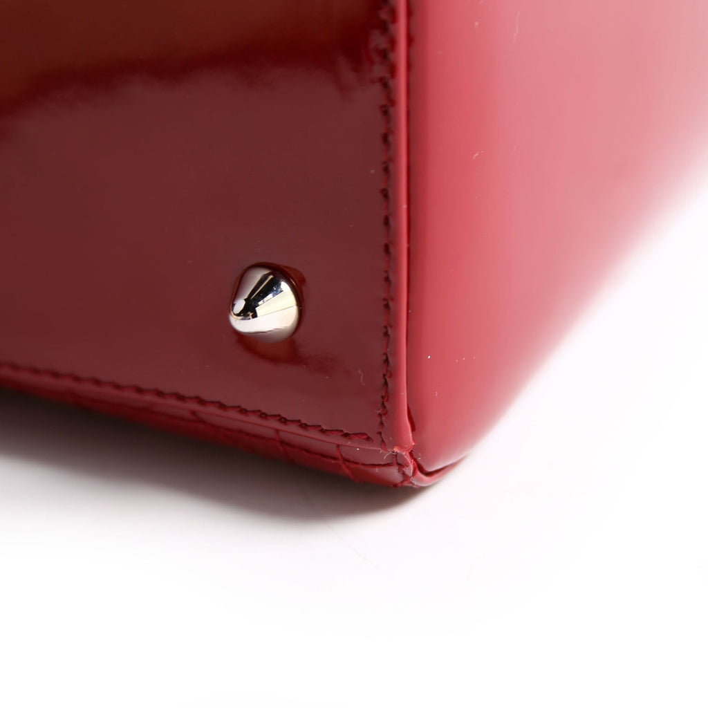 Lady Dior Medium Patent Red