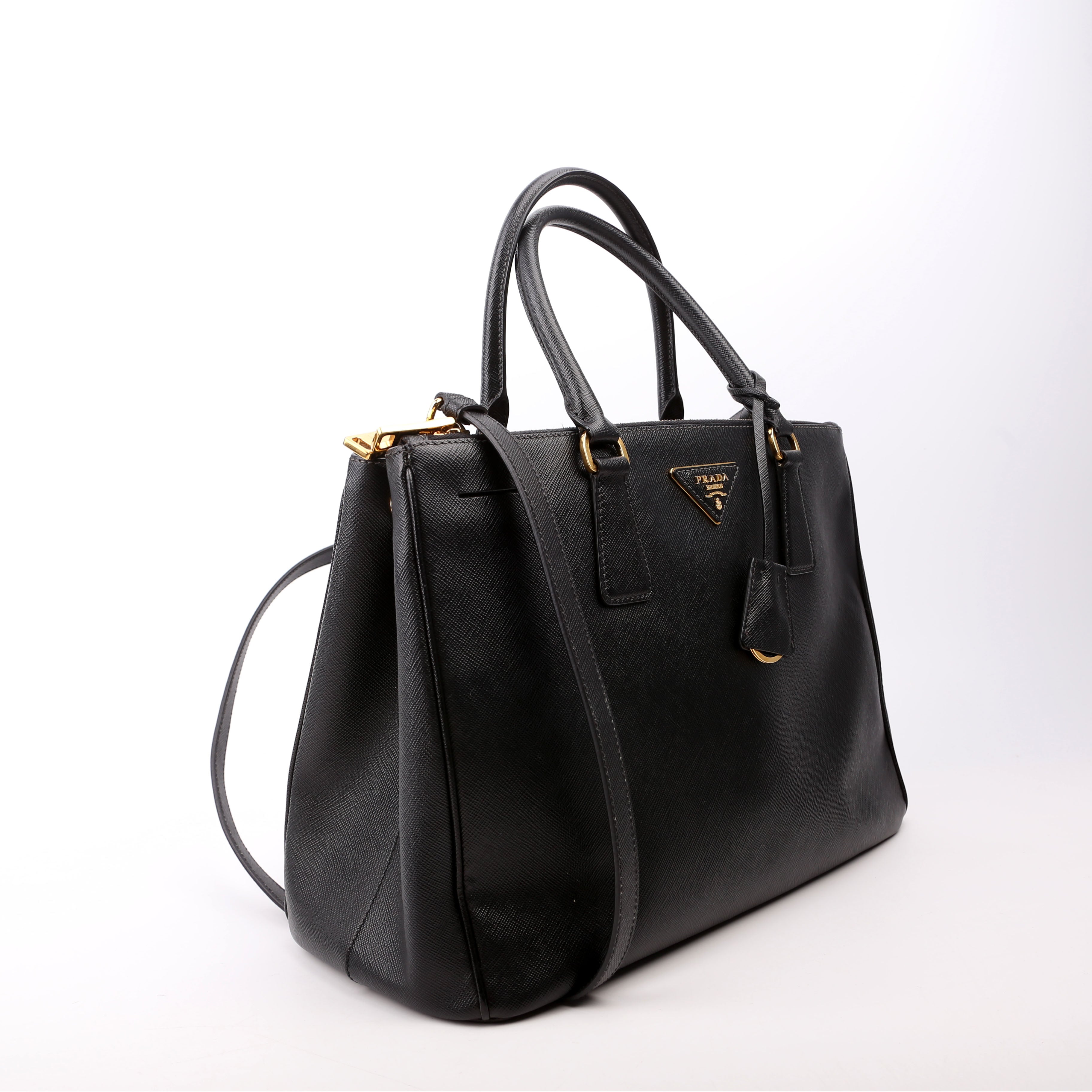Saffiano Galleria Medium Black