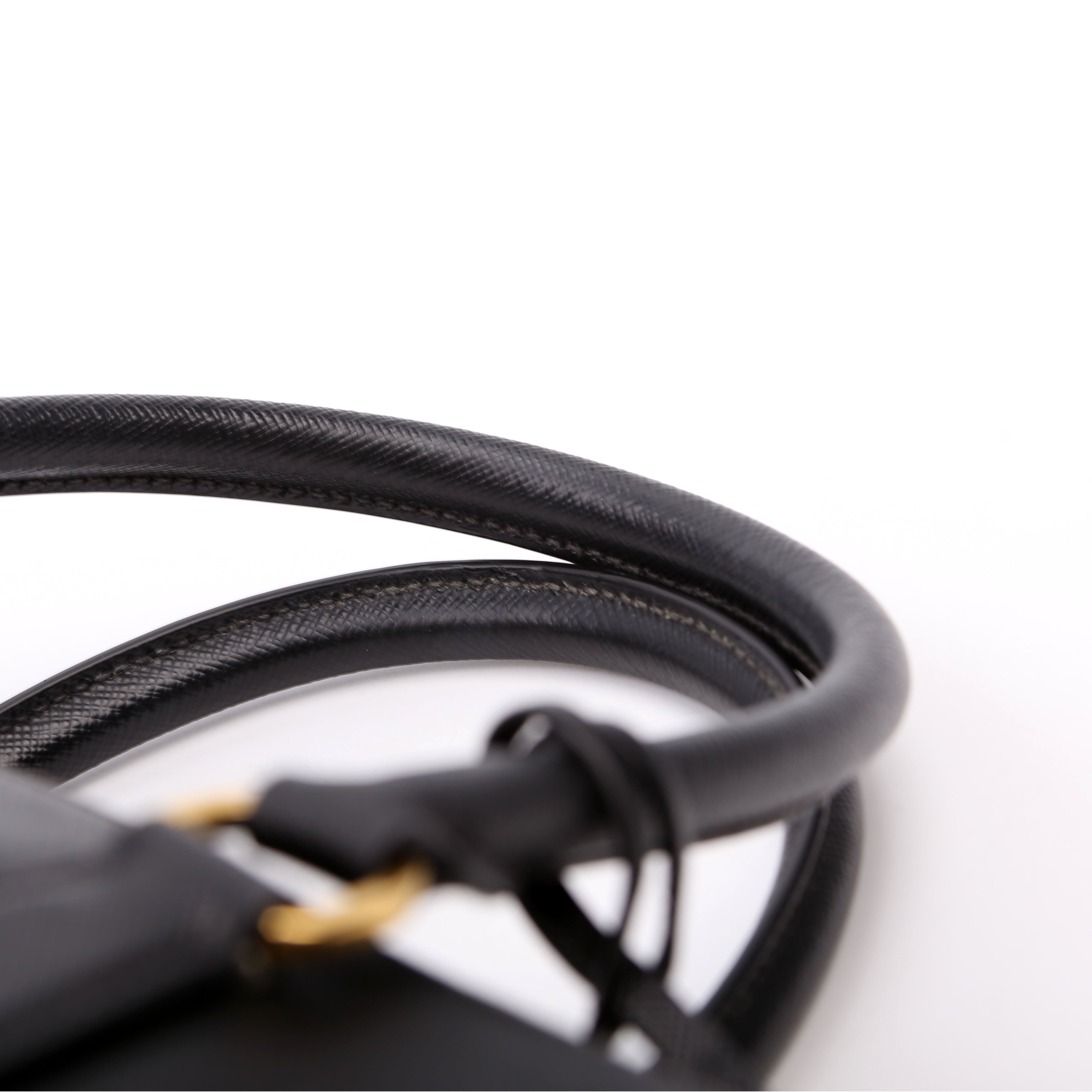 Saffiano Galleria Medium Black