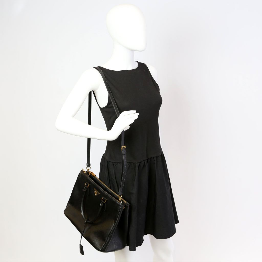 Saffiano Galleria Medium Black