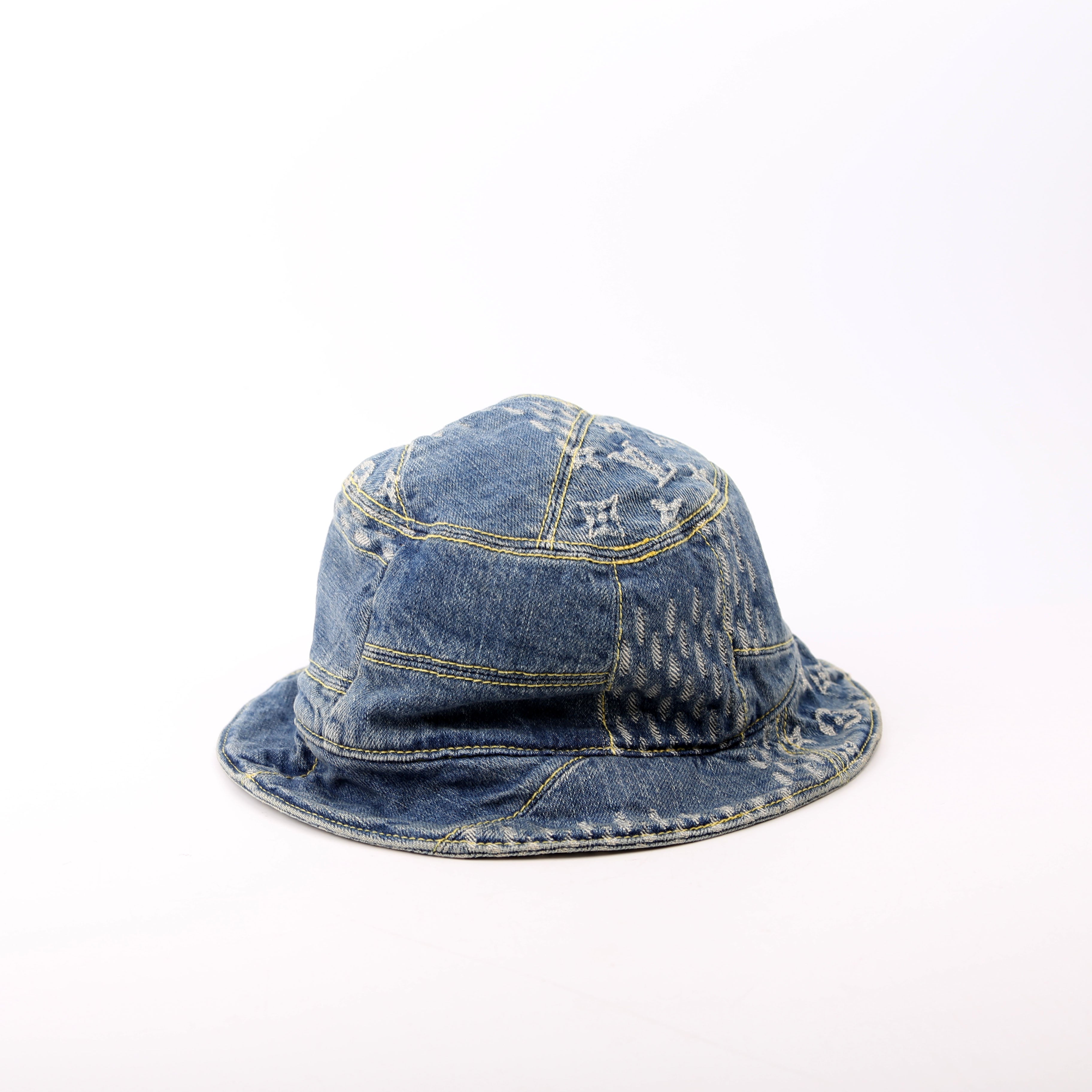 X Nigo Giant Damier Waves Bucket Size Medium