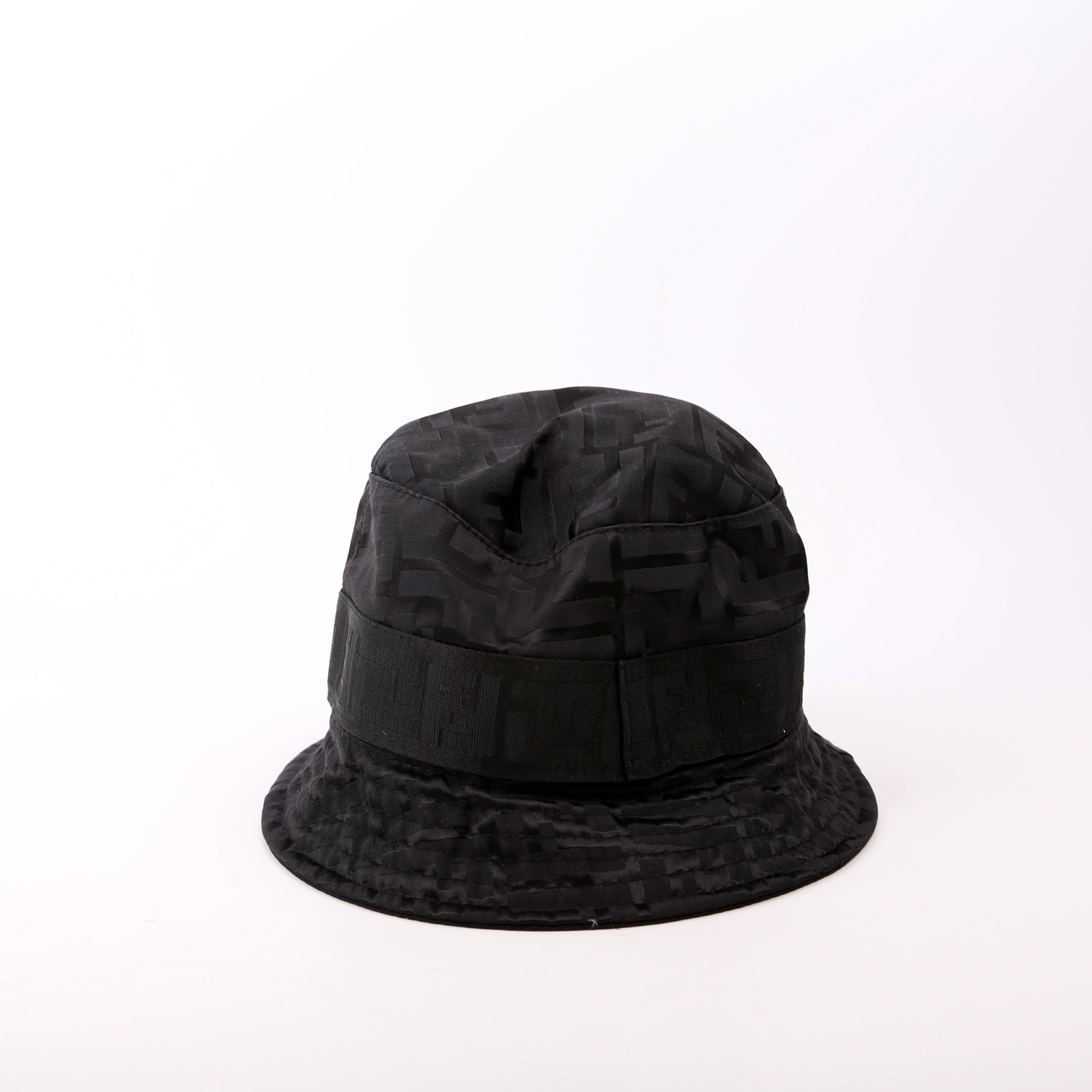FF Zucca Bucket Size Medium Vintage Black