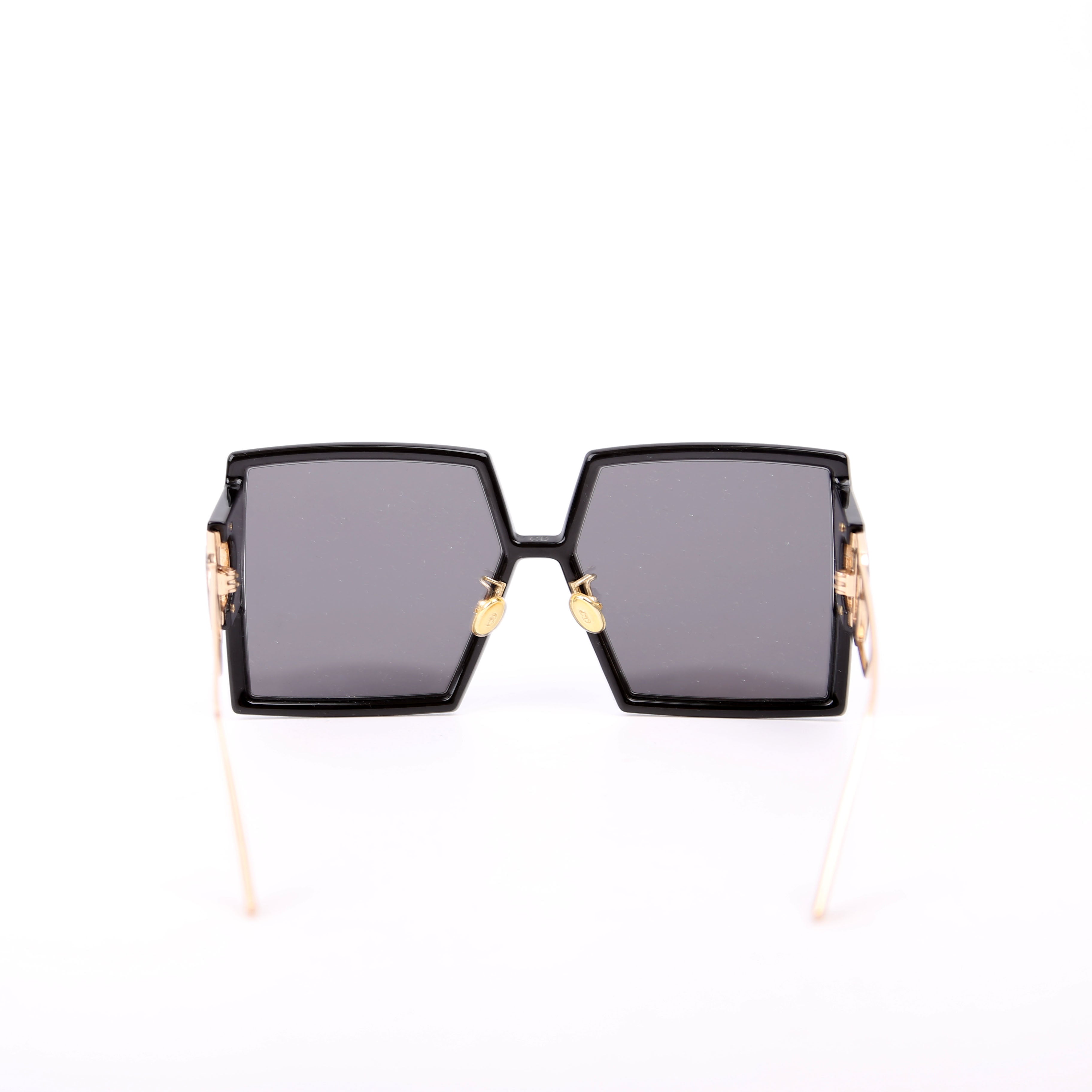 30 Montaigne Square Sunglasses