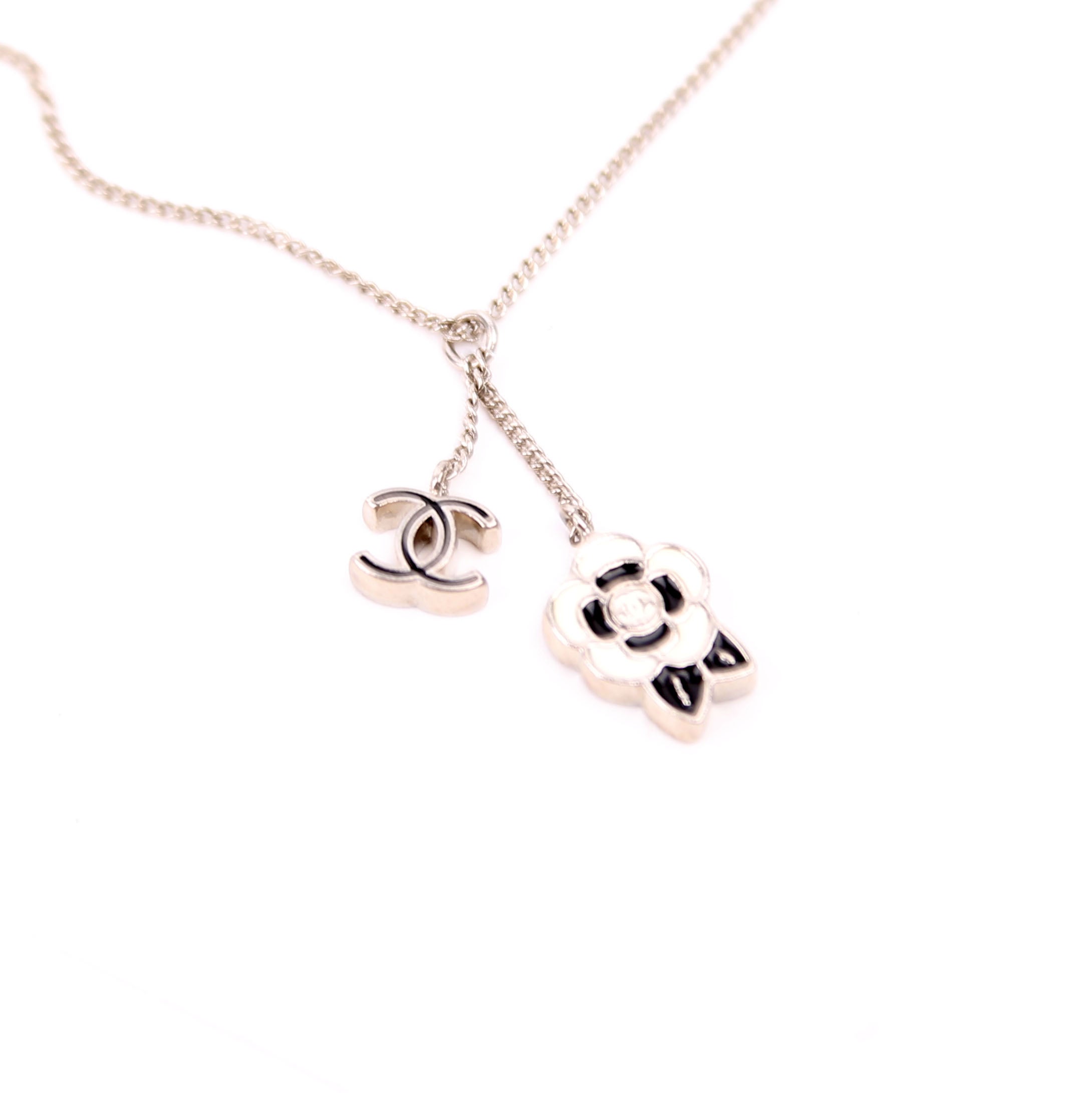 Coco Camelia Dainty Bracelet