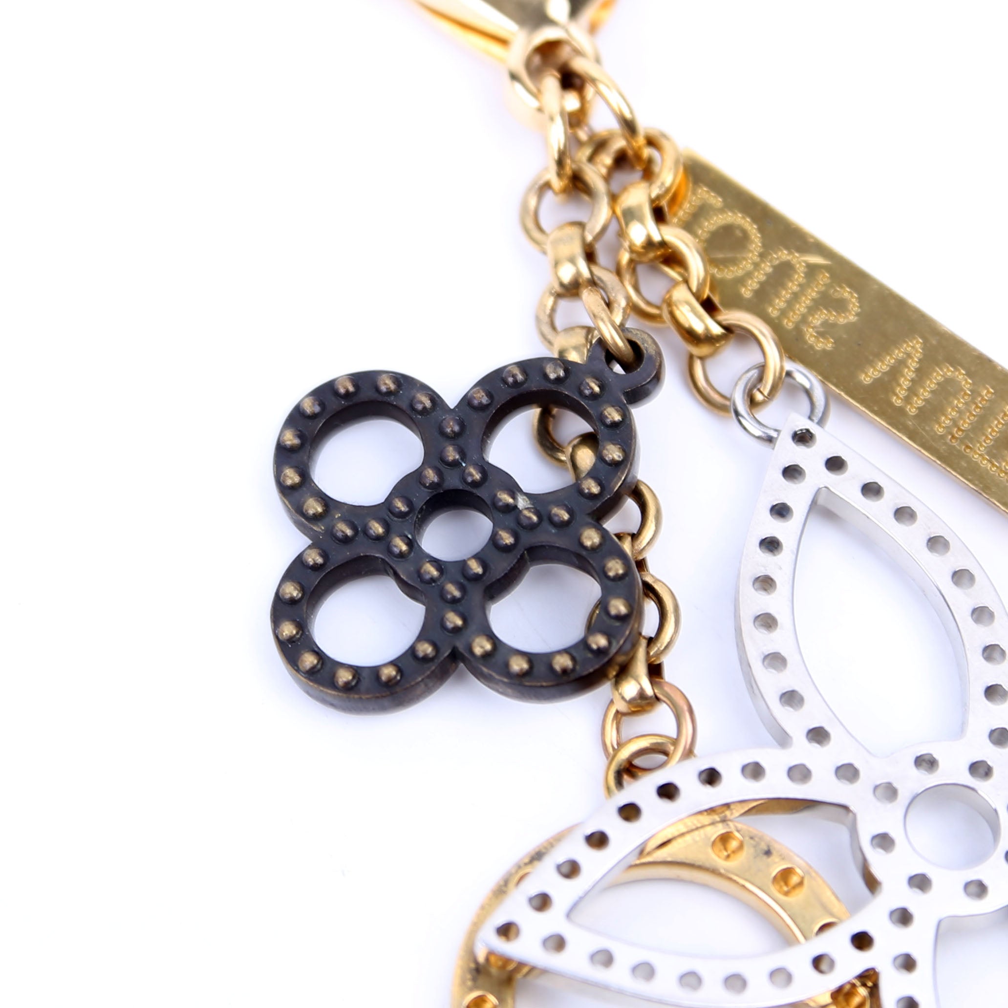 Tapage Charm