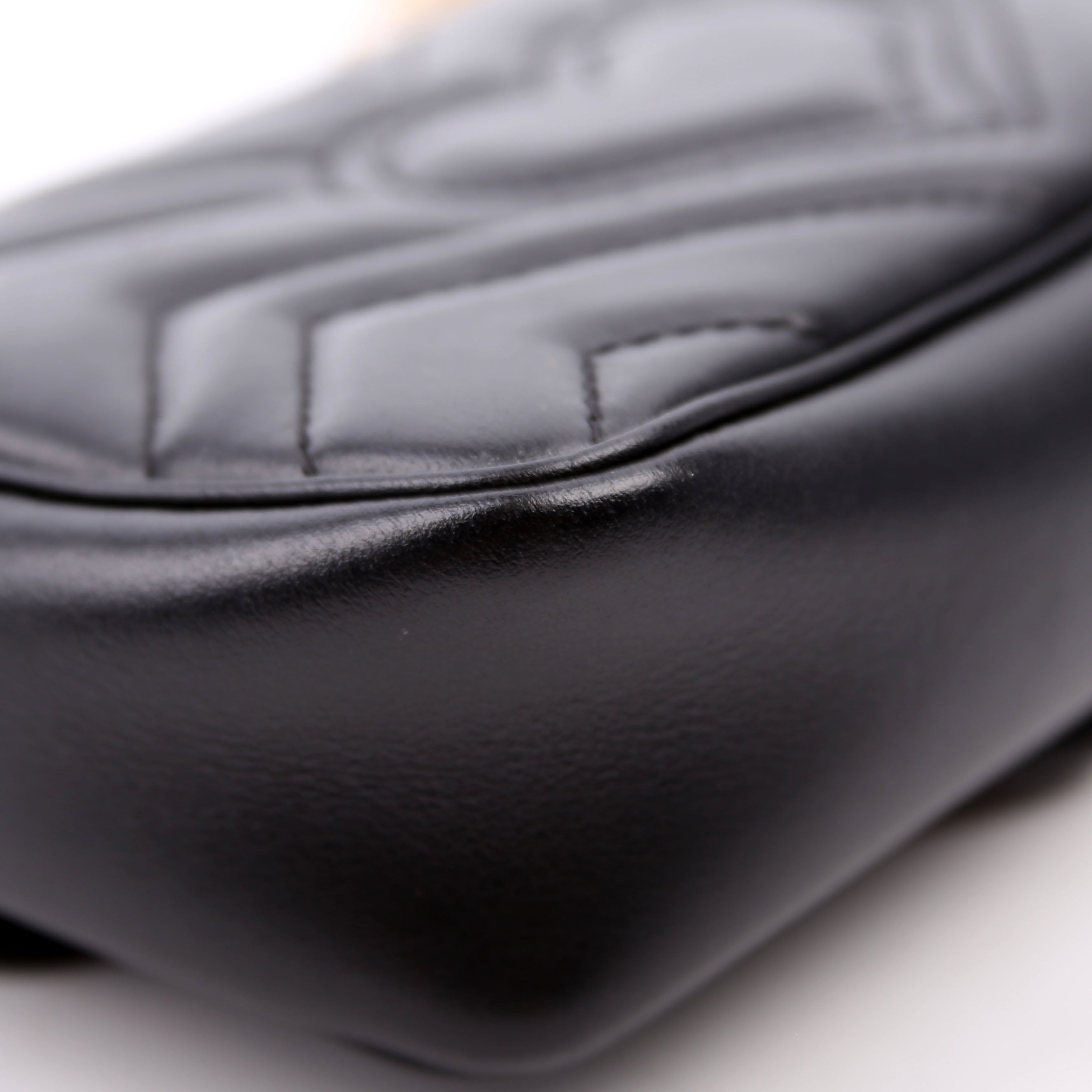 476433 Marmont Leather Super Mini Flap Black