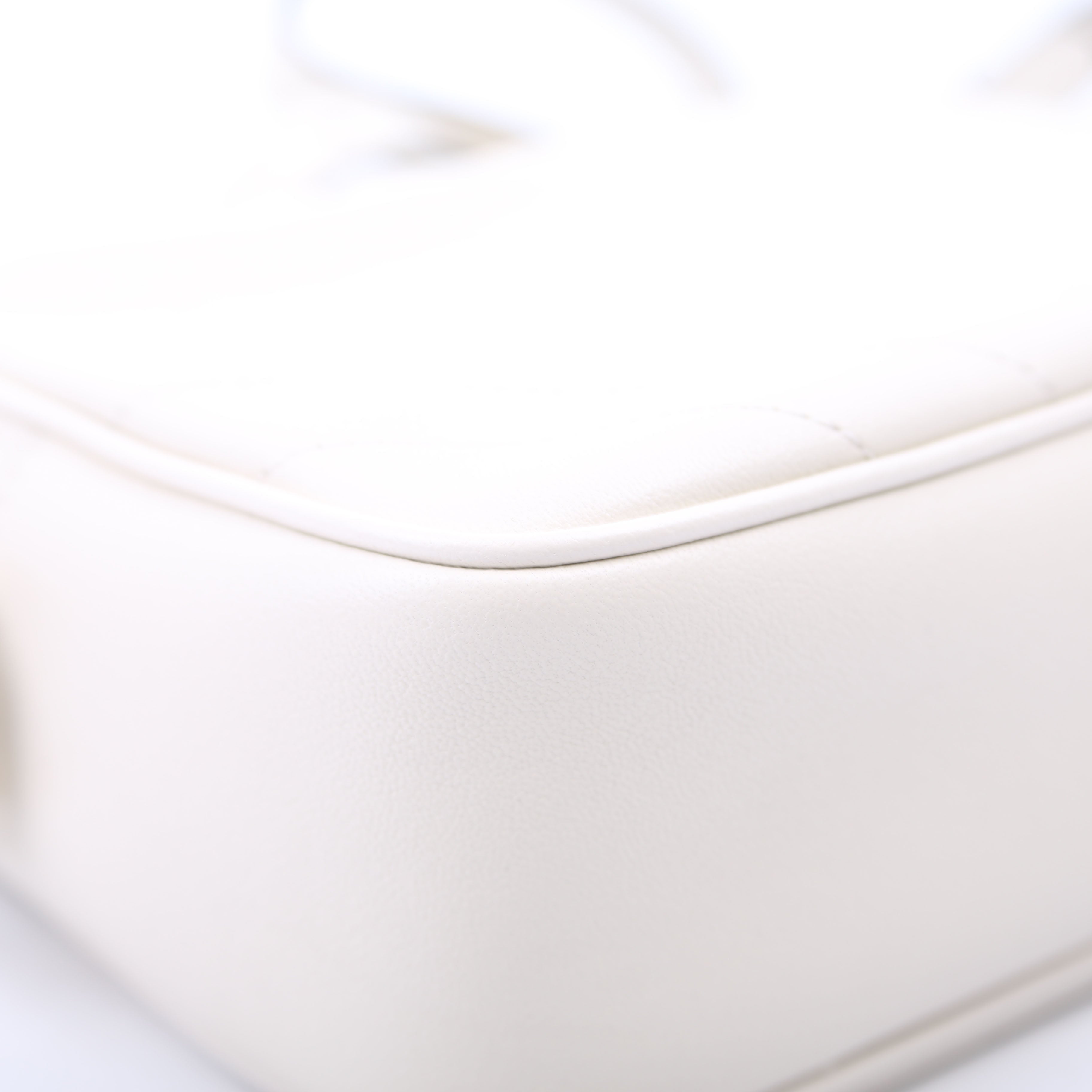 742360 Blondie Small Shoulder Bag White