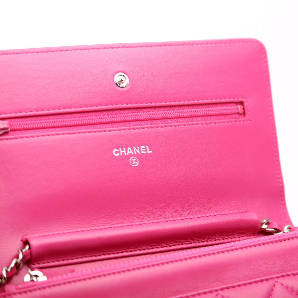 WOC Classic Quilted Lambskin Pink