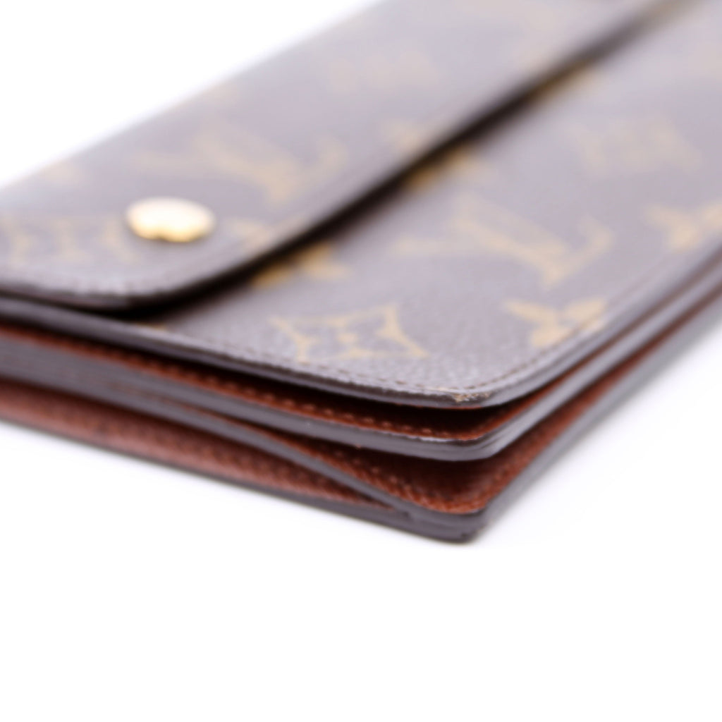 Accordion Wallet Monogram