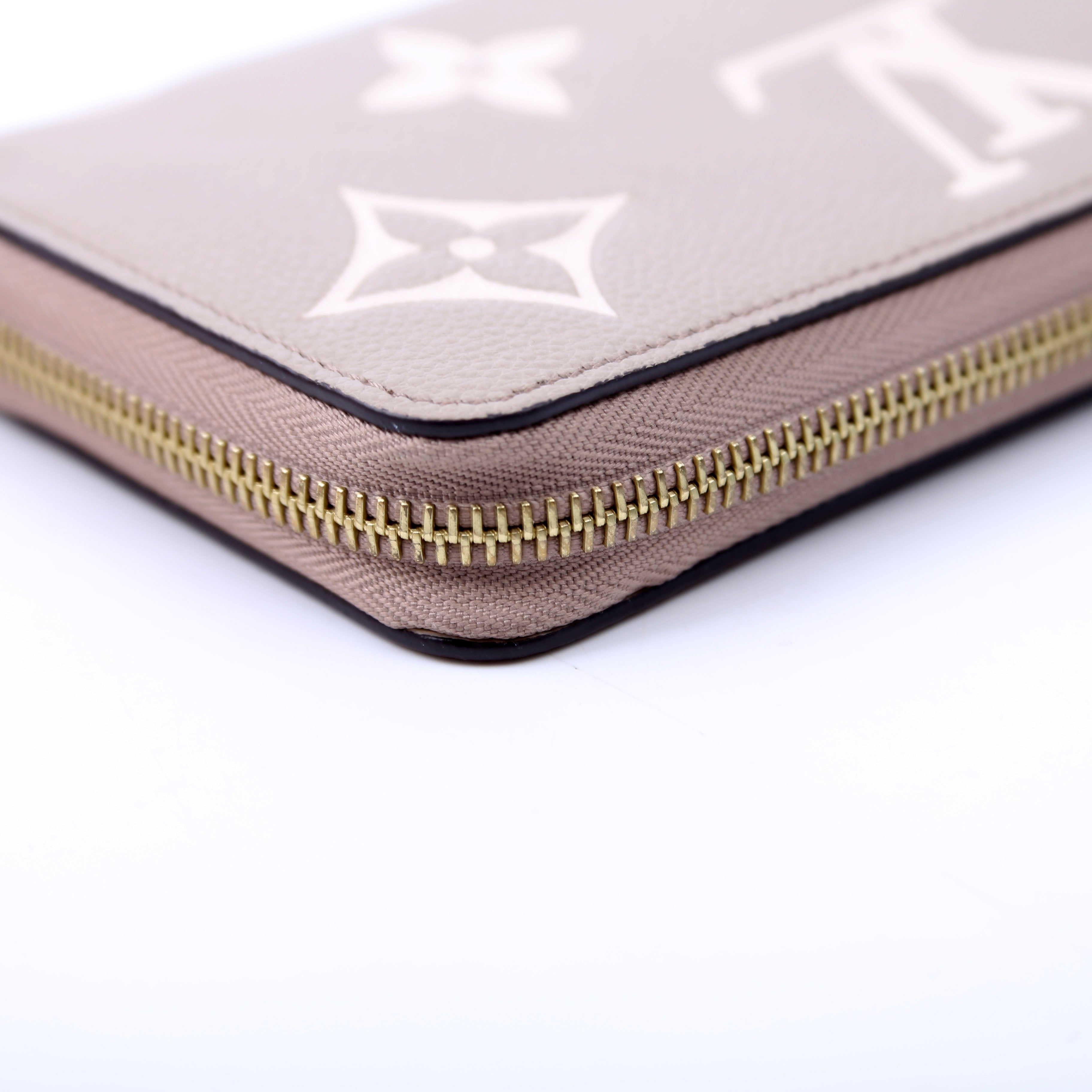 Zippy Wallet Bicolor Empreinte Turtledove