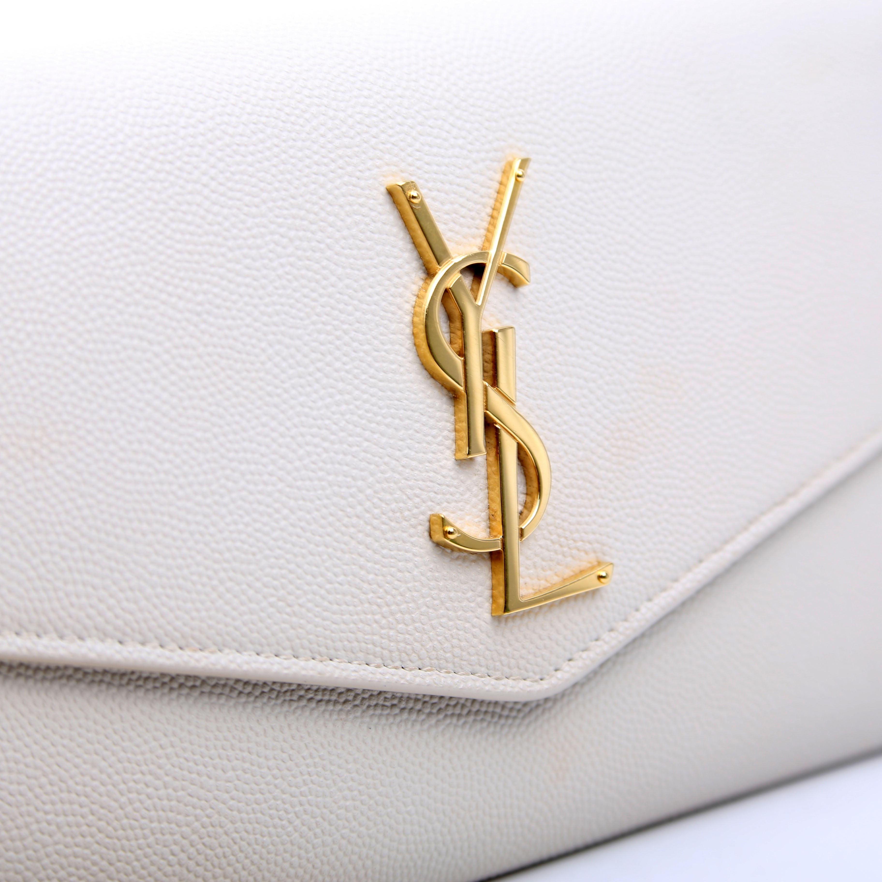 Uptown Chain Wallet Grain Cream