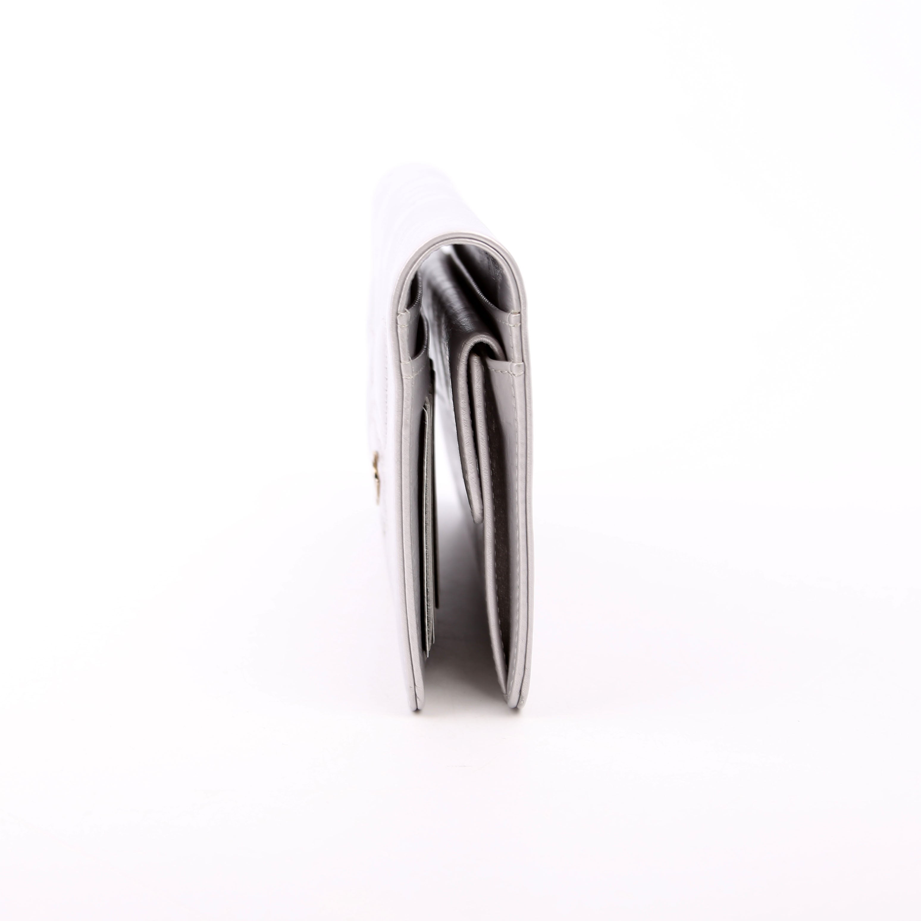 CC Bow Bi-Fold Wallet Metallic 12M Silver