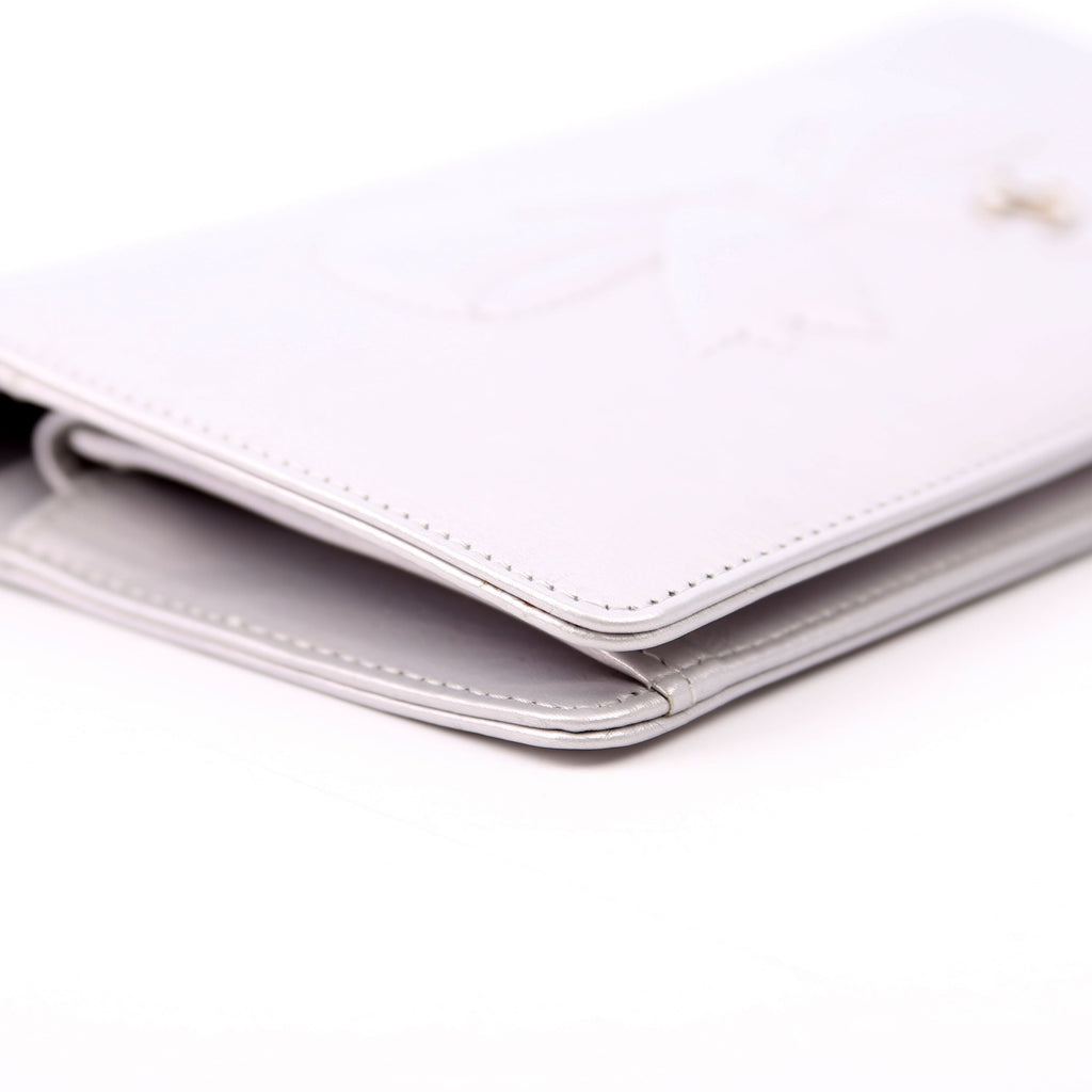 CC Bow Bi-Fold Wallet Metallic 12M Silver