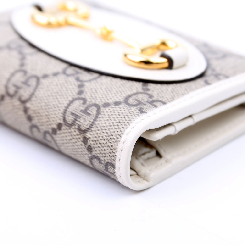 621887 Horsebit 1955 GG Supreme Card Case White