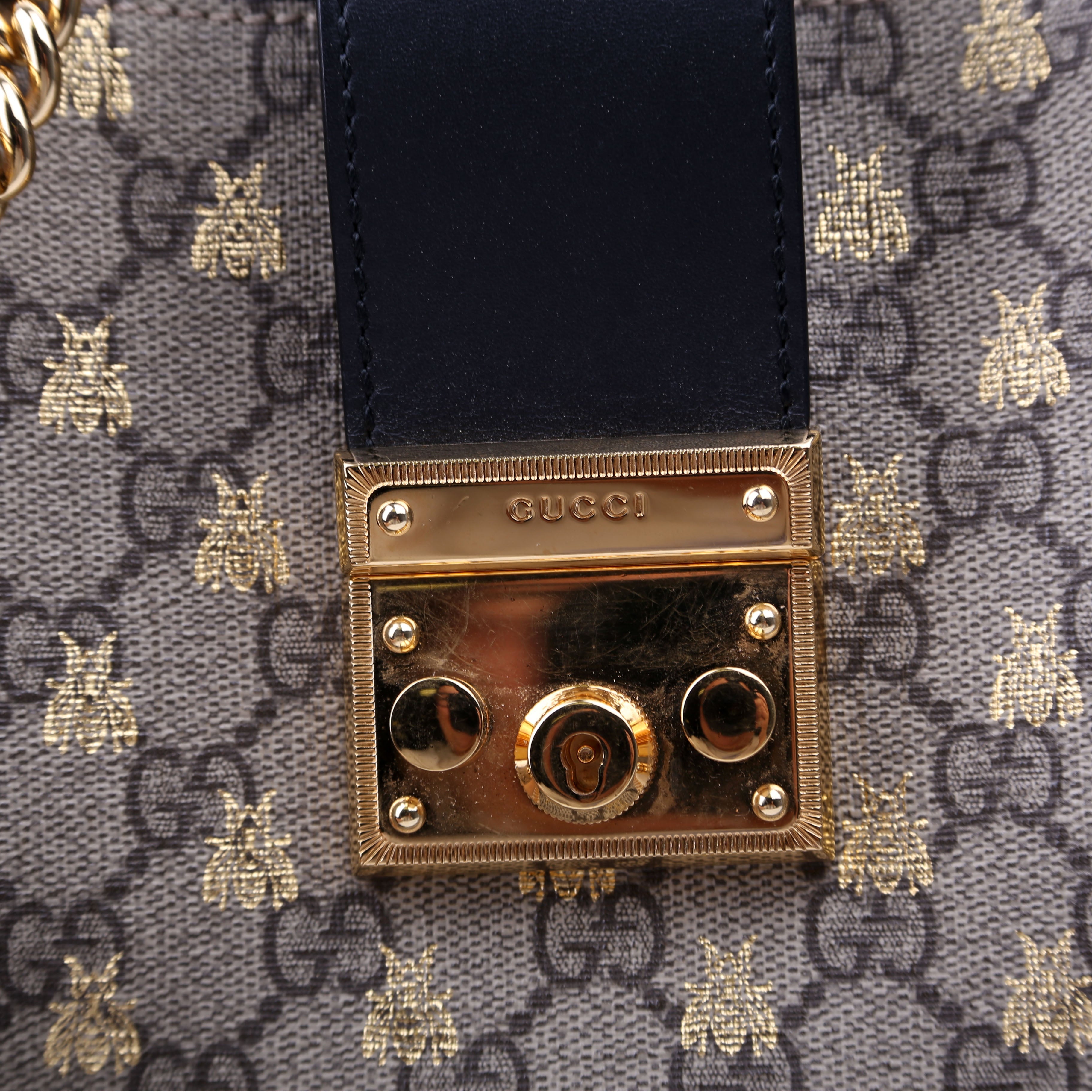 479197 Padlock GG Bees Shoulder Medium