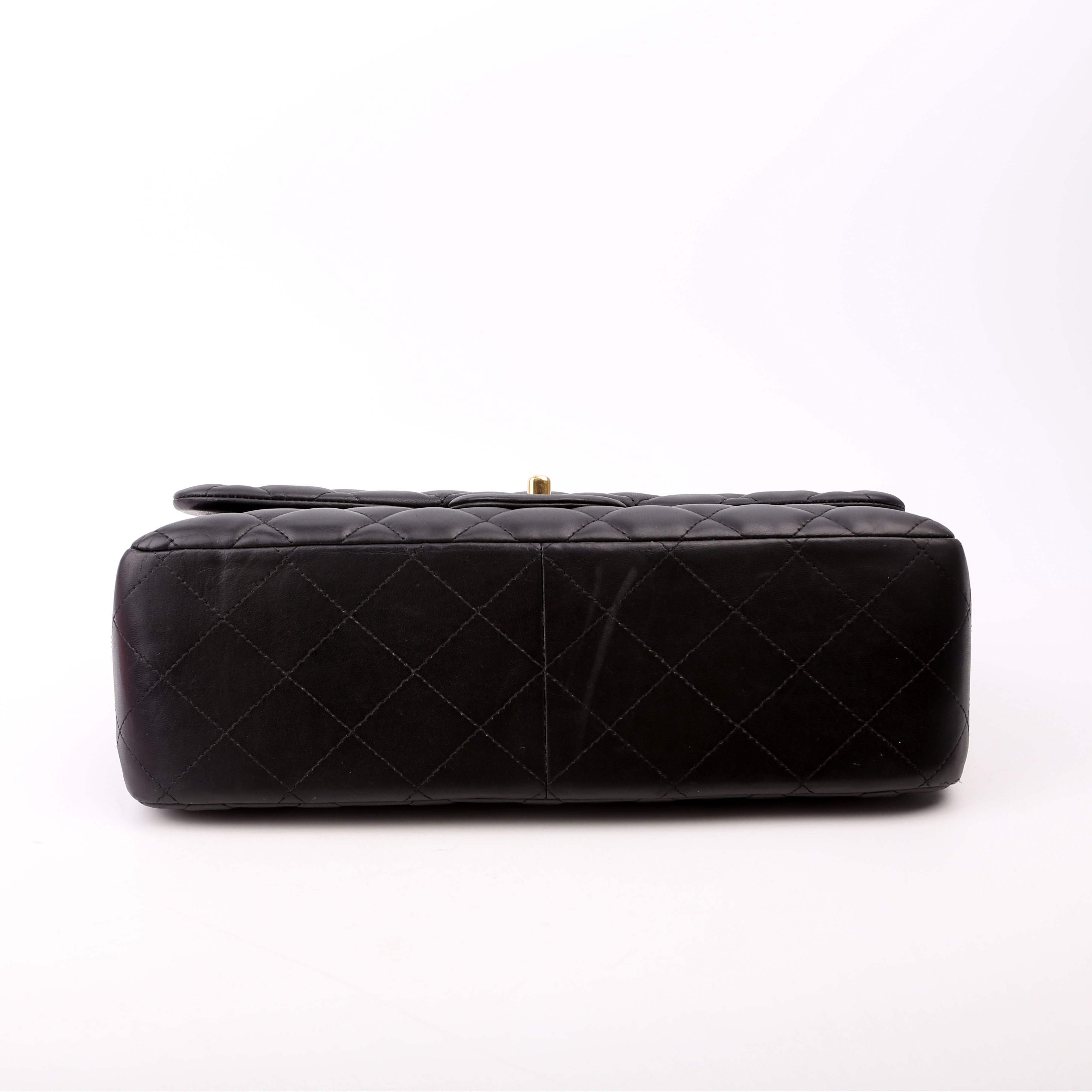 Classic Flap Jumbo Lambskin 14M Black