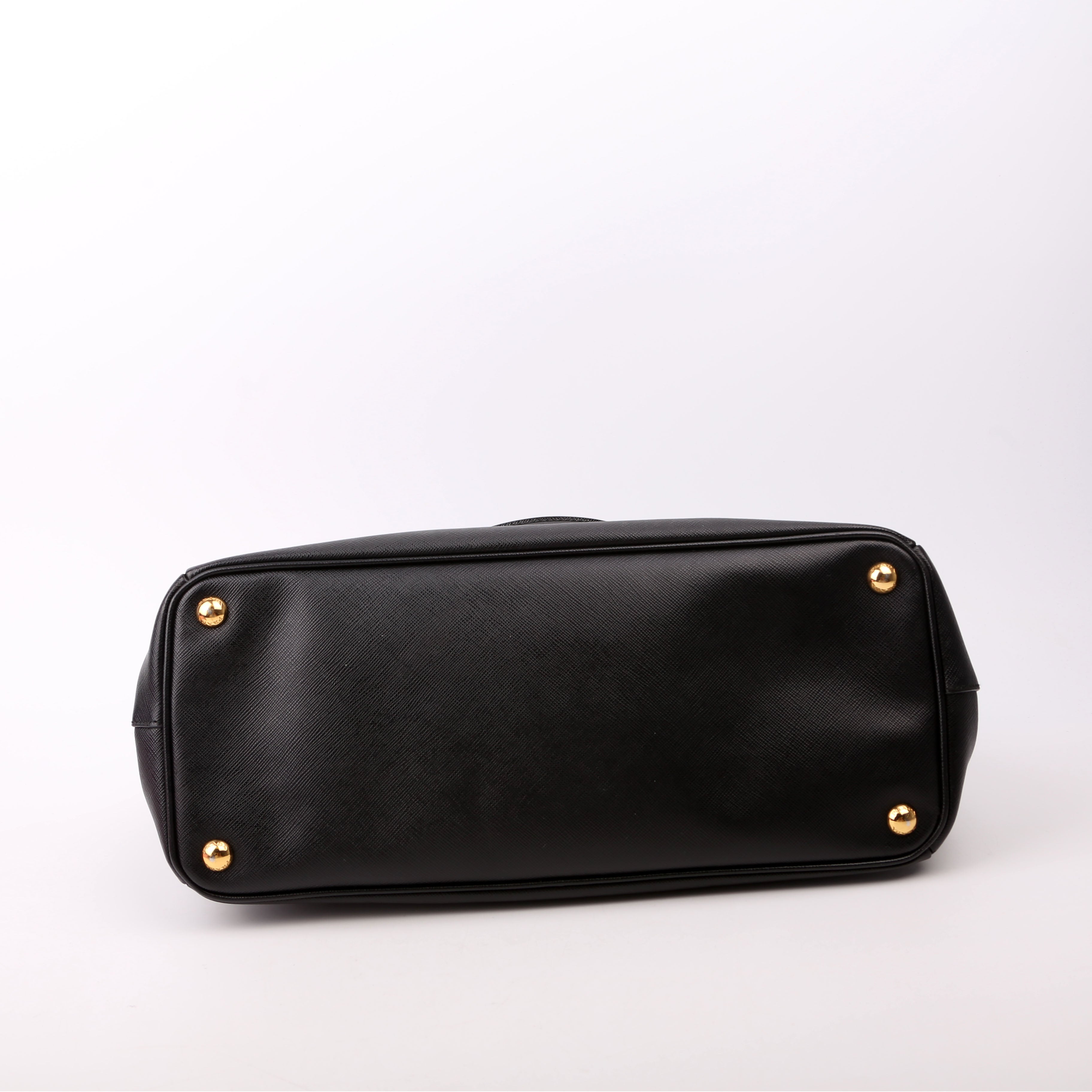 Saffiano Galleria Medium Black
