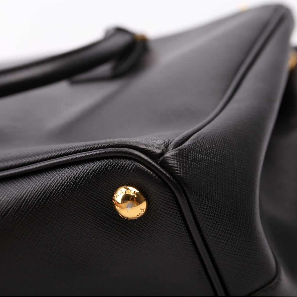 Saffiano Galleria Medium Black