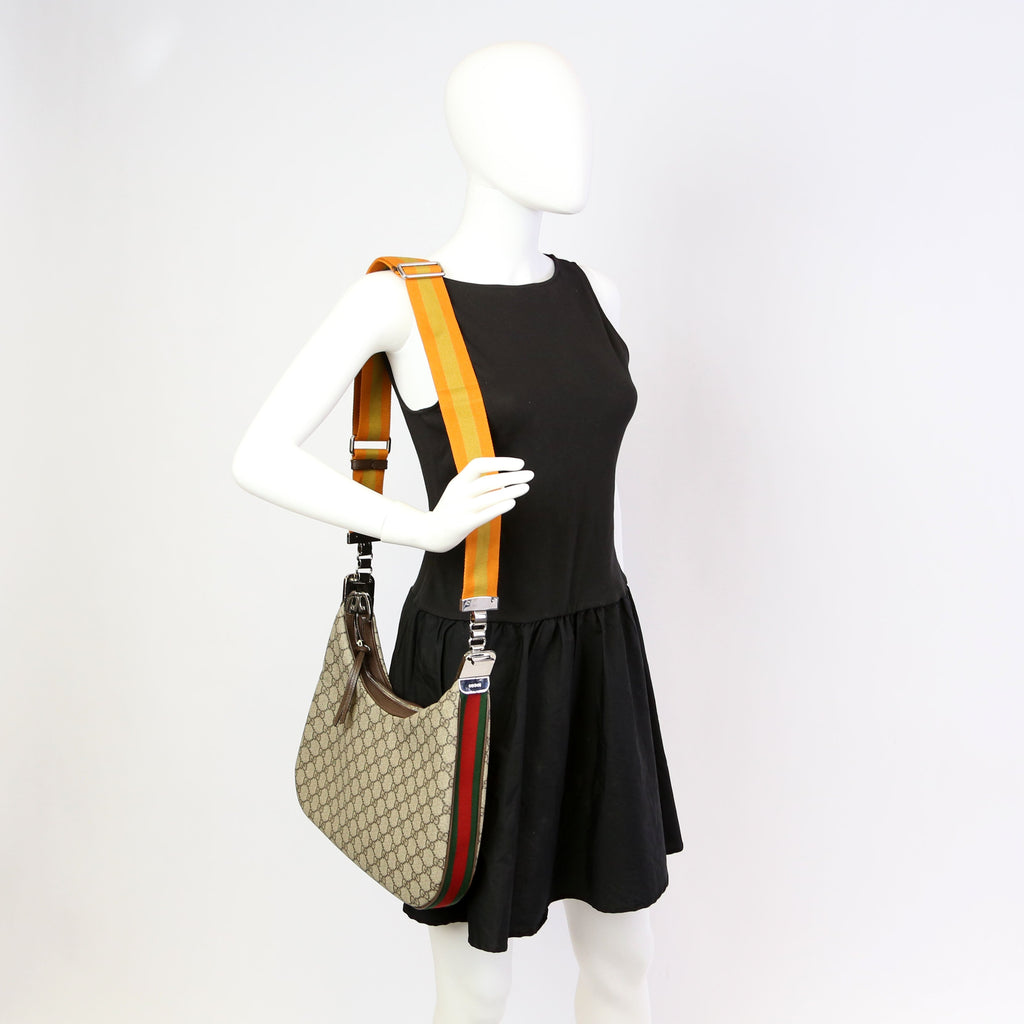 702823 Attache GG Supreme Shoulder Bag Medium