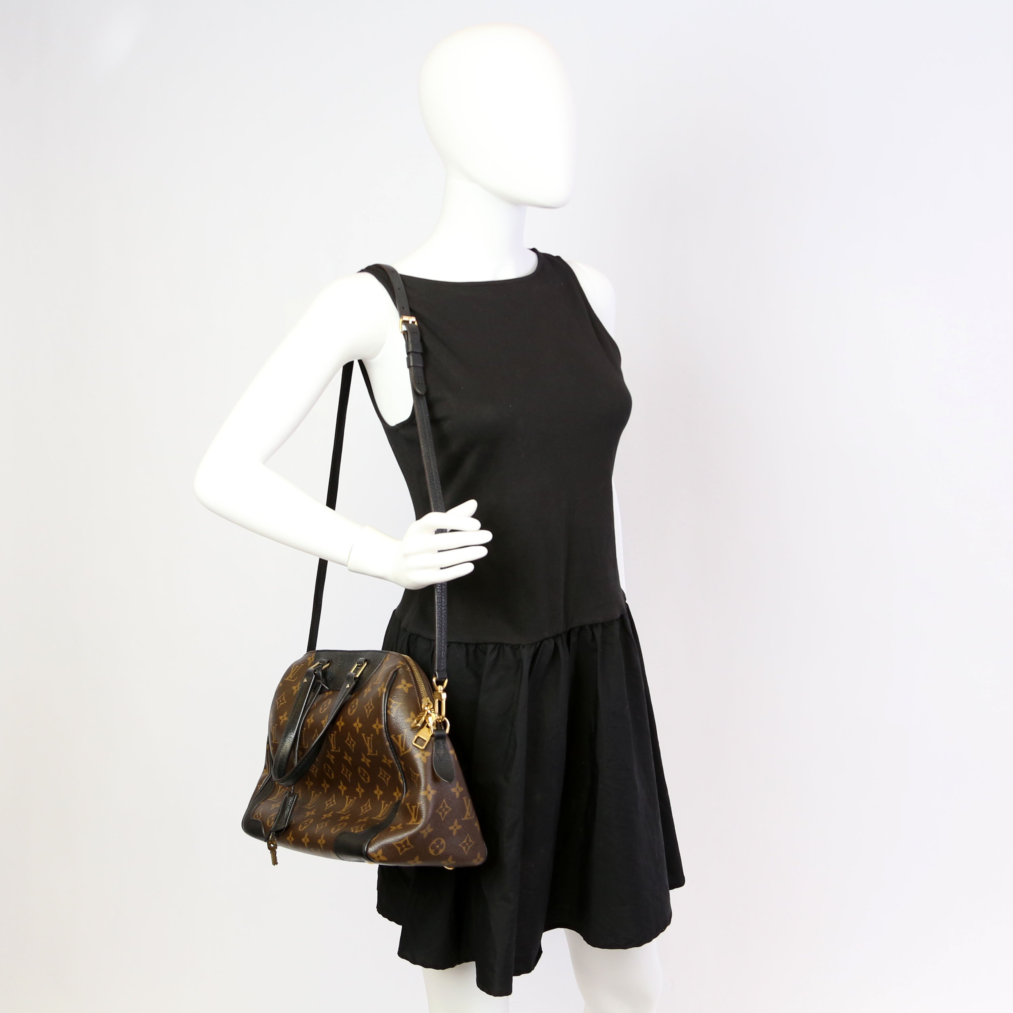 Retiro NM Monogram Black