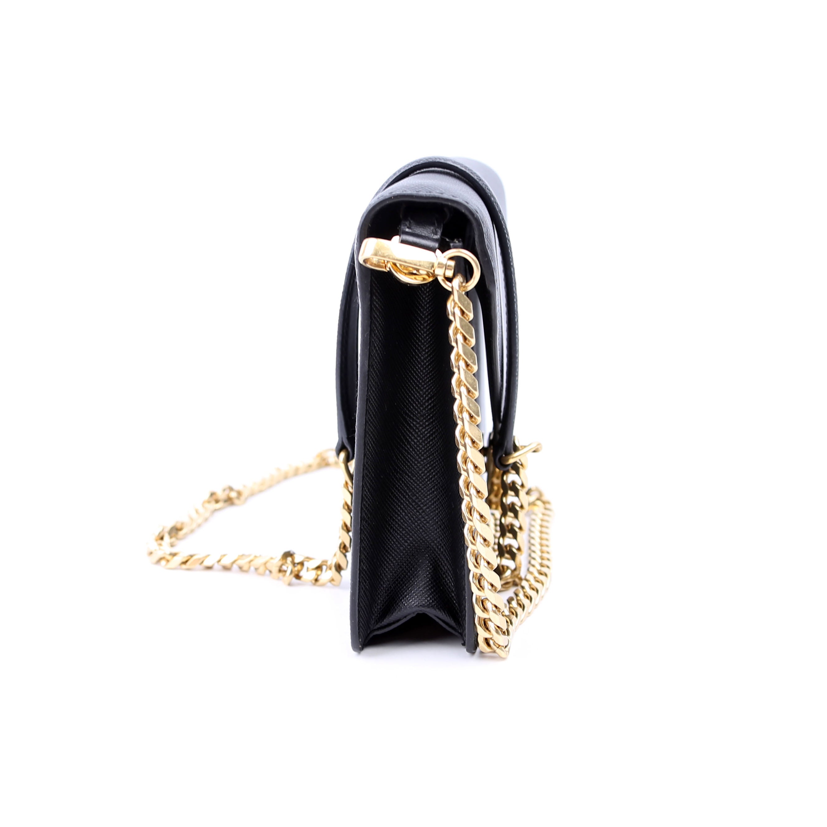 Triangle Envelope Saffiano Black