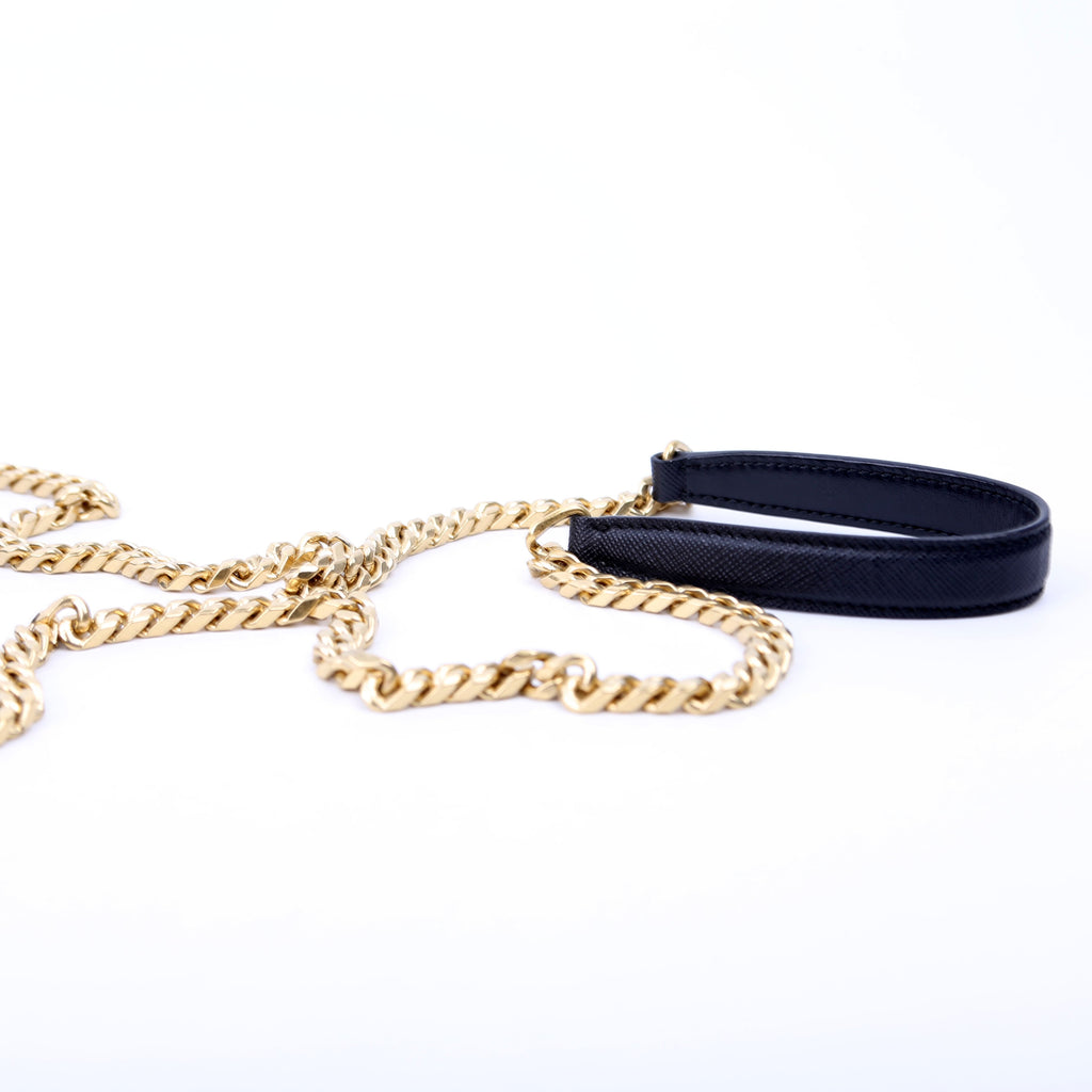 Triangle Envelope Saffiano Black