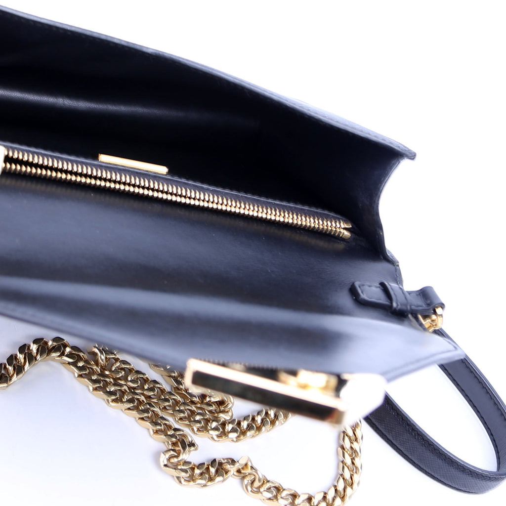 Triangle Envelope Saffiano Black