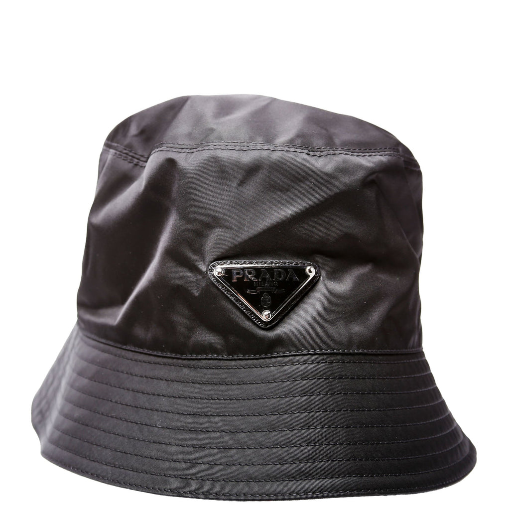 1HC137 Re-Nylon Triangle Logo Bucket Hat Size Medium Black