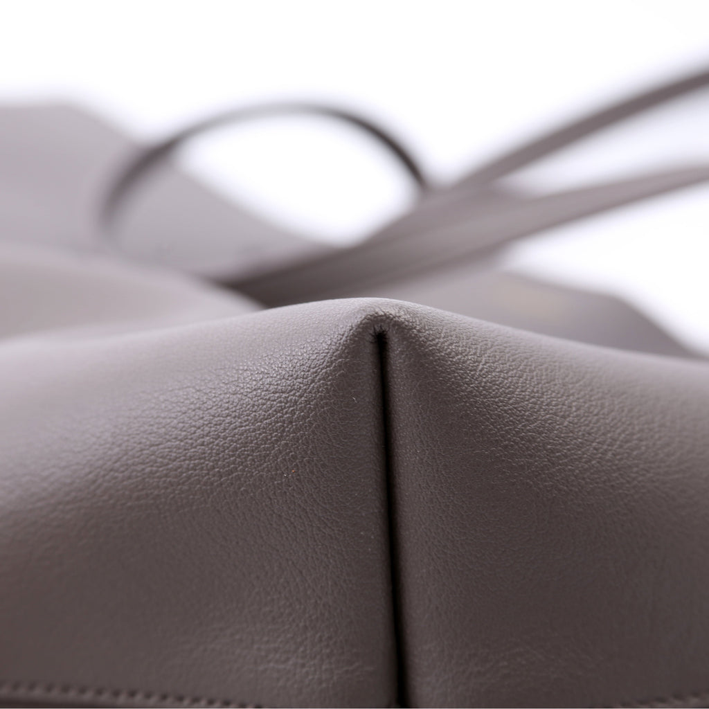 Shopping Bag East/West Supple Leather Grey