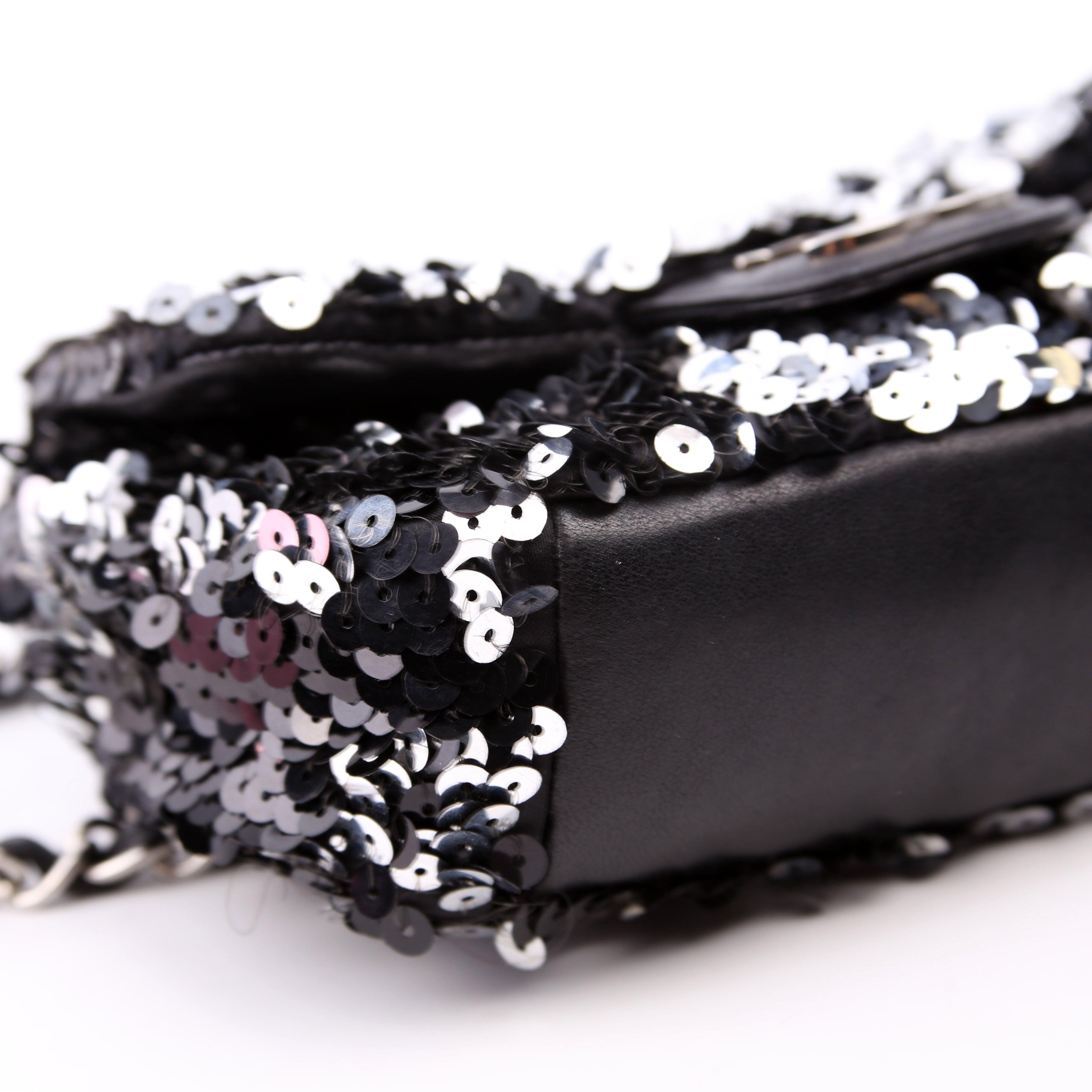 Classic Flap Mini Rectangle Sequin 12M Black/Silver