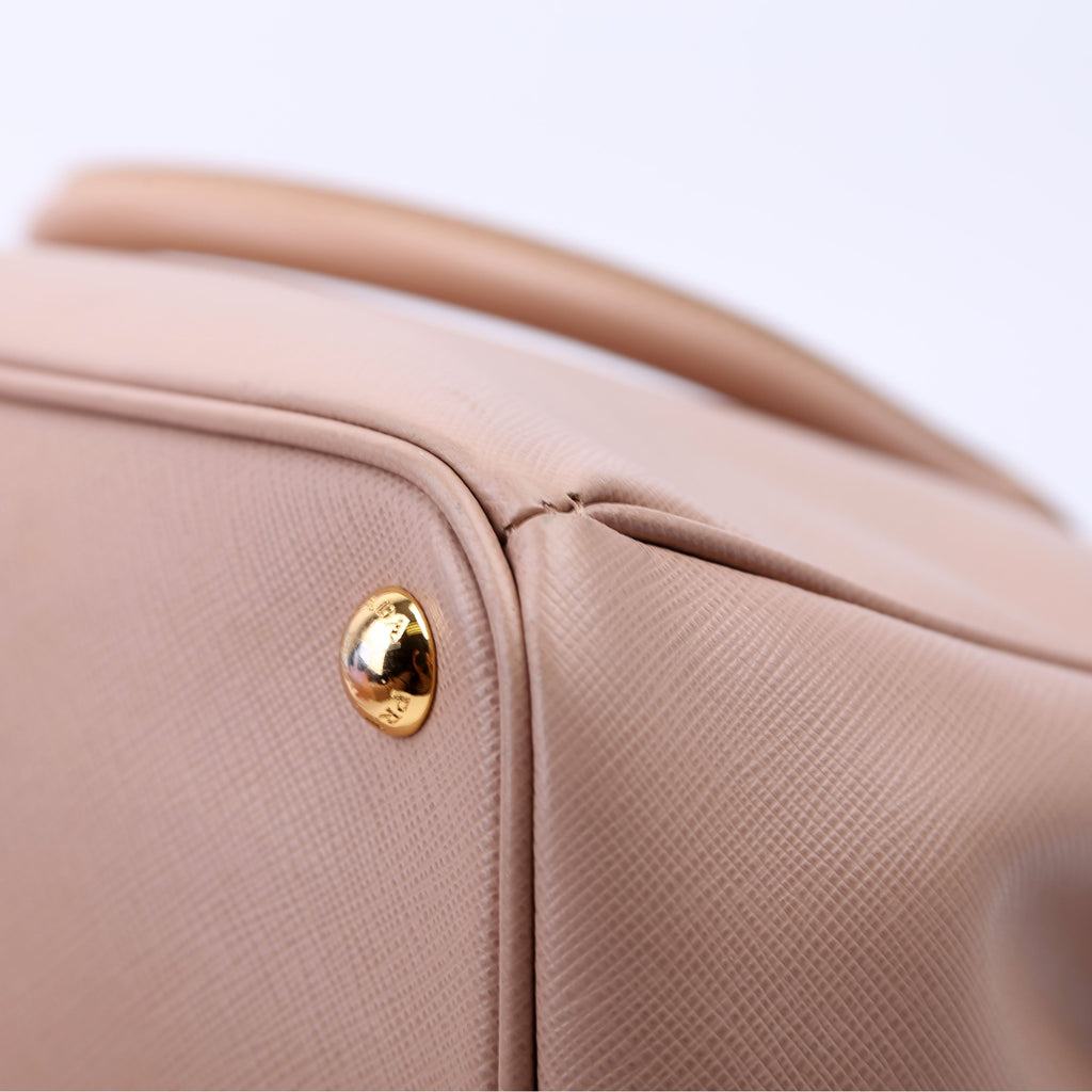 Prada Saffiano Galleria Medium Tan