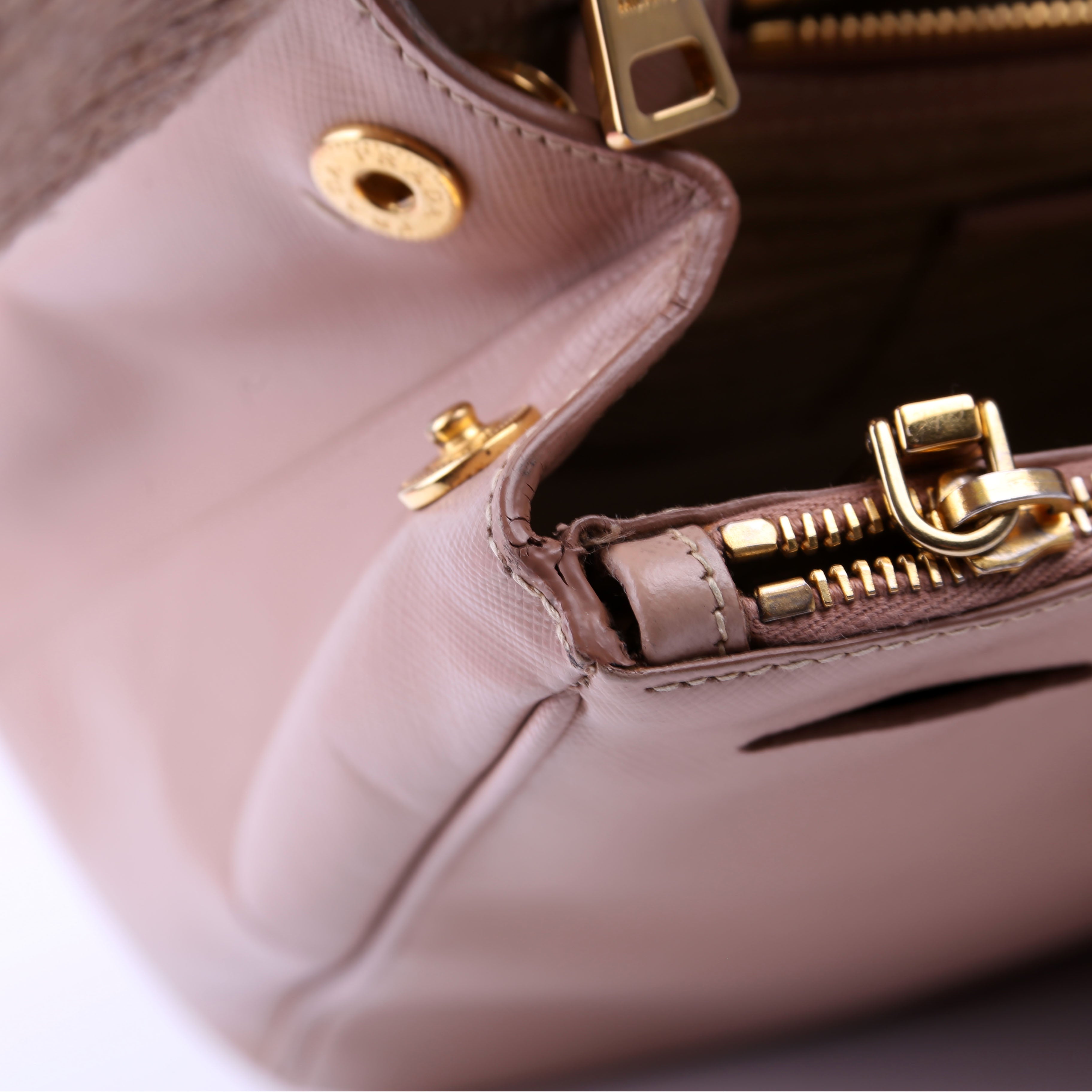 Prada Saffiano Galleria Medium Tan