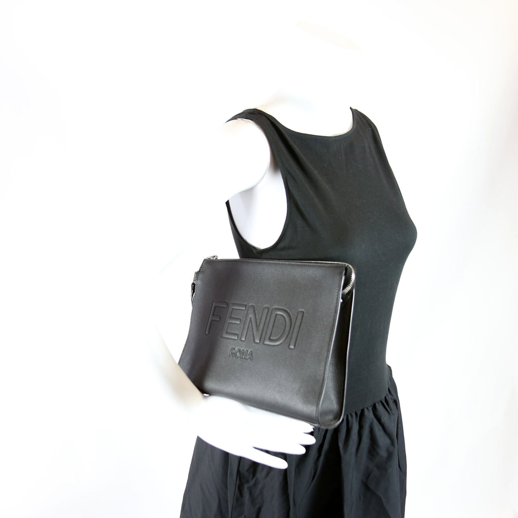 7VA491 Roma Leather Flat Pouch Black