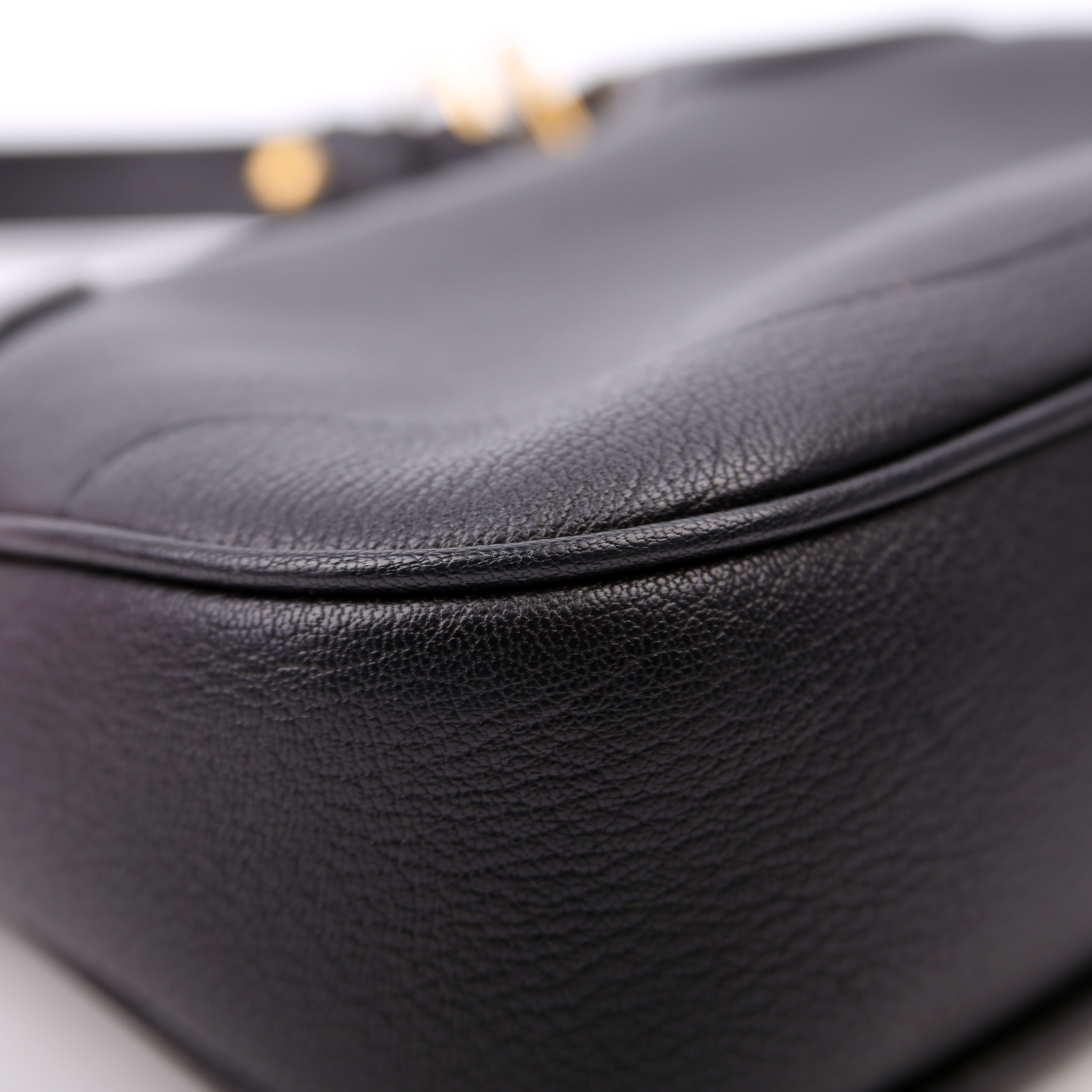 731817 Aphrodite Leather Small Shoulder Black