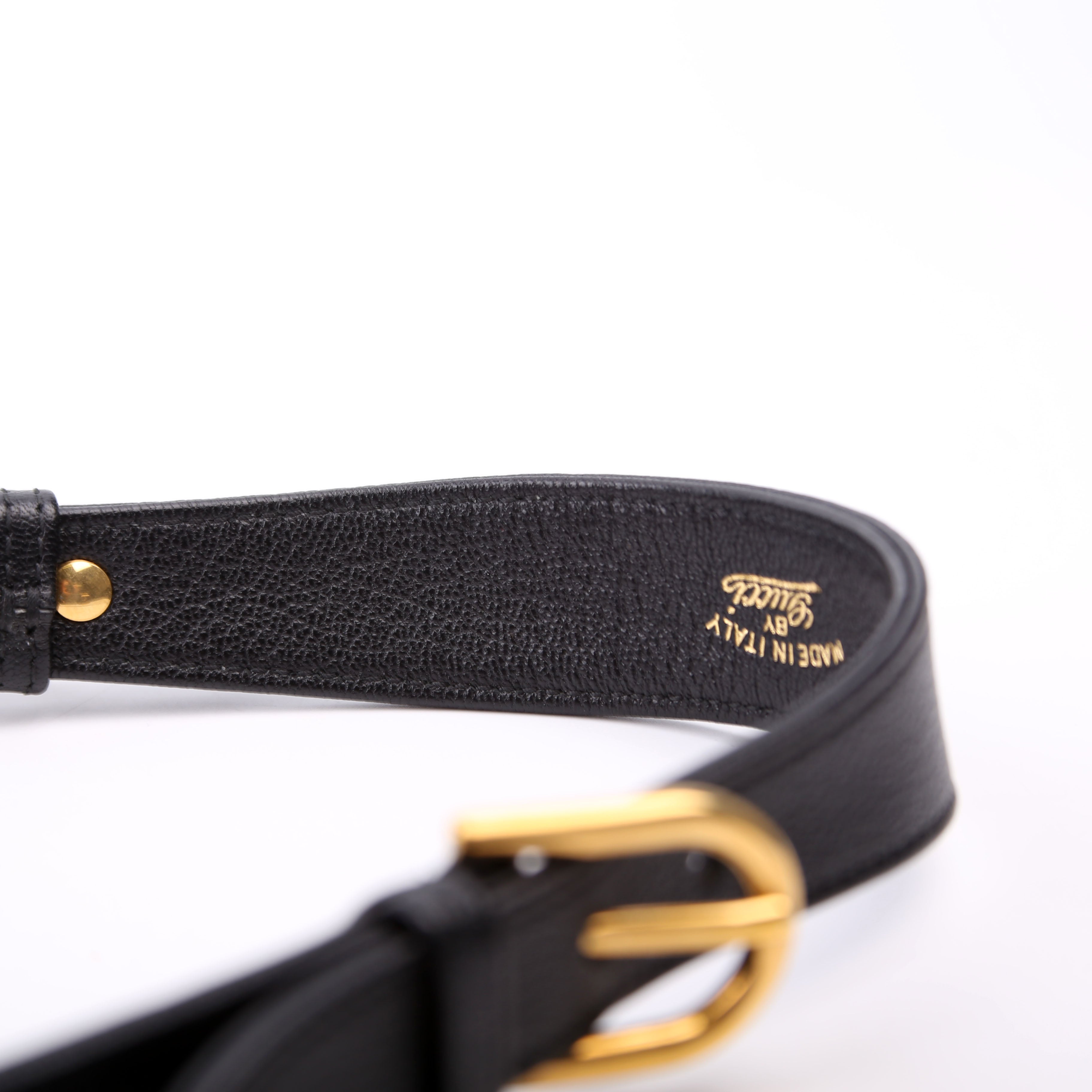 731817 Aphrodite Leather Small Shoulder Black