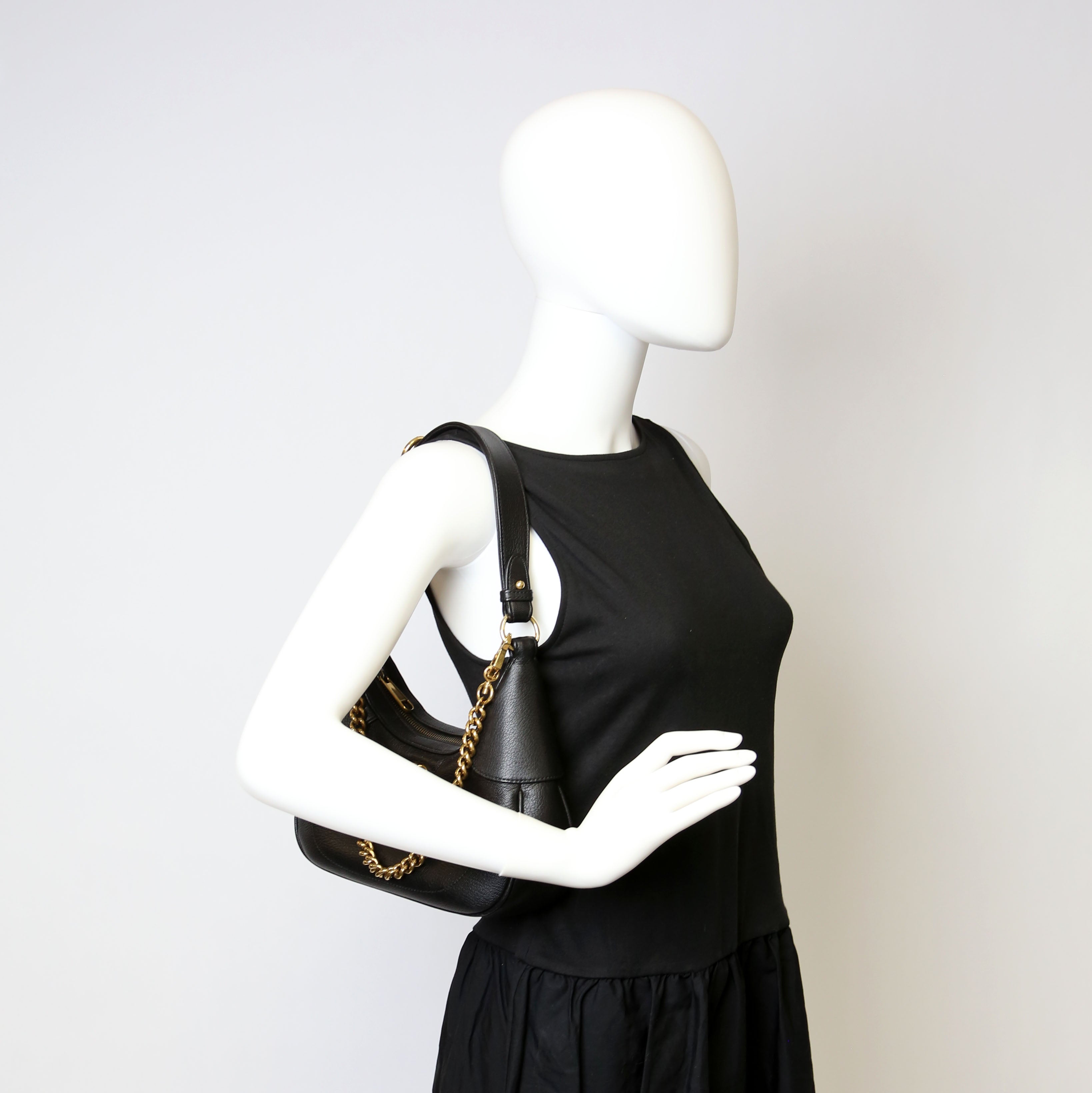 731817 Aphrodite Leather Small Shoulder Black