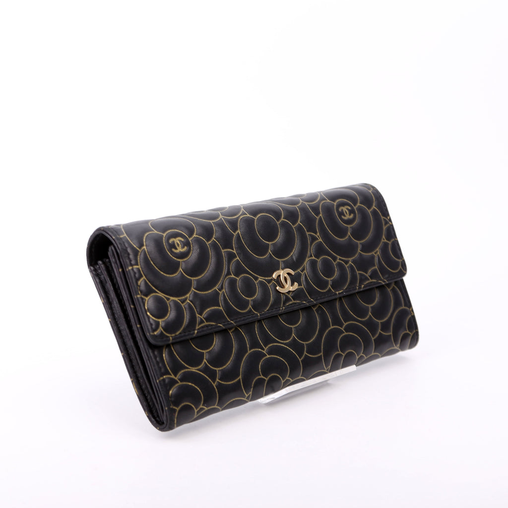 Camellia Embossed Long Wallet 21M Black/Gold