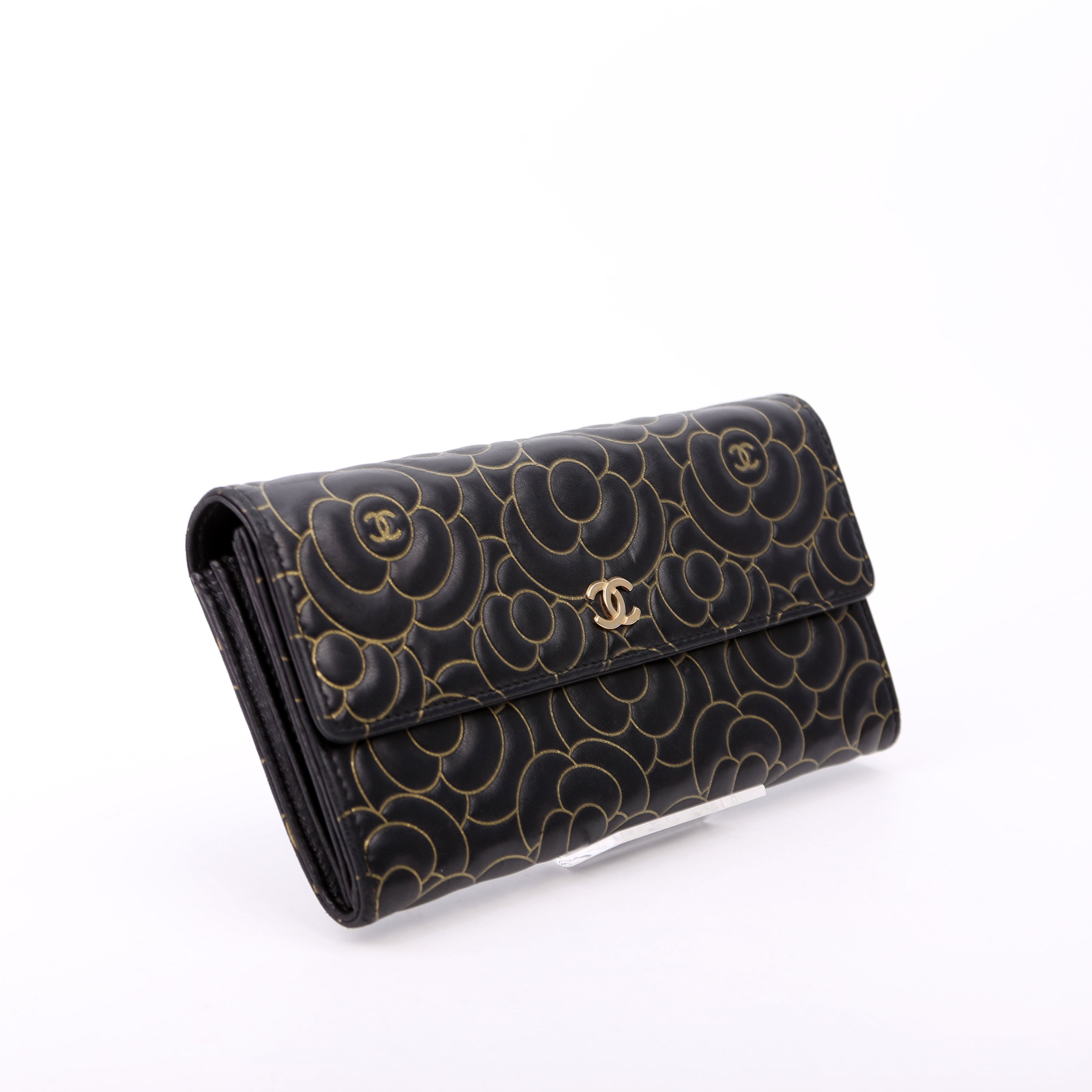 Camellia Embossed Long Wallet 21M Black/Gold