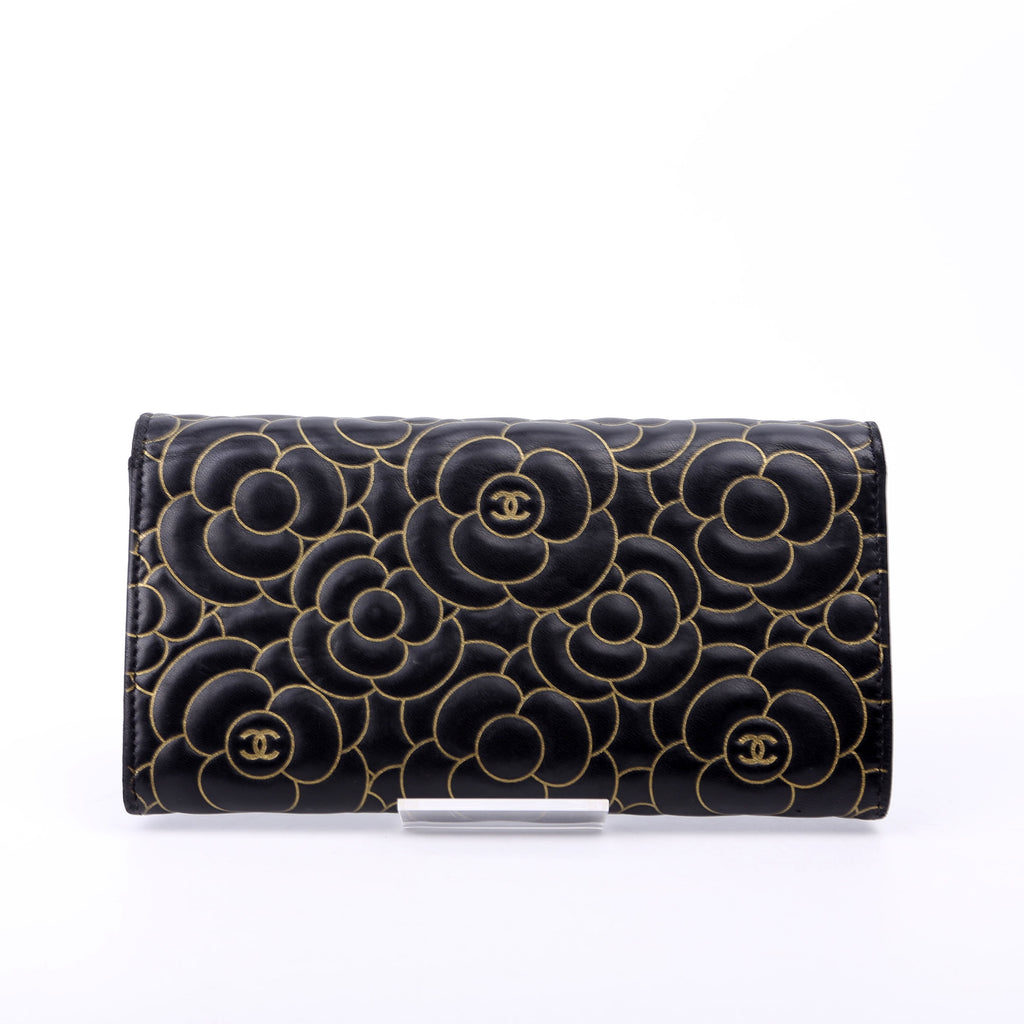 Camellia Embossed Long Wallet 21M Black/Gold