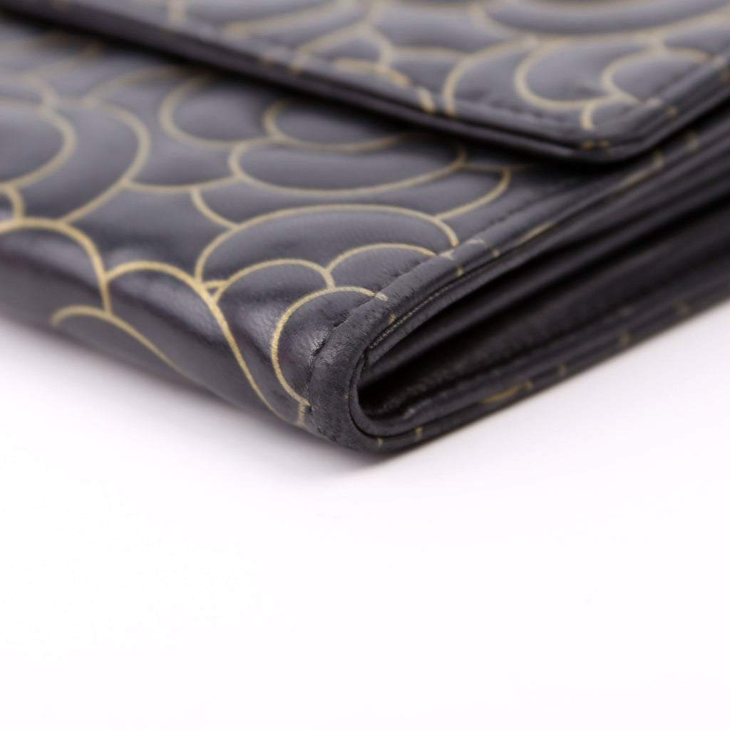 Camellia Embossed Long Wallet 21M Black/Gold