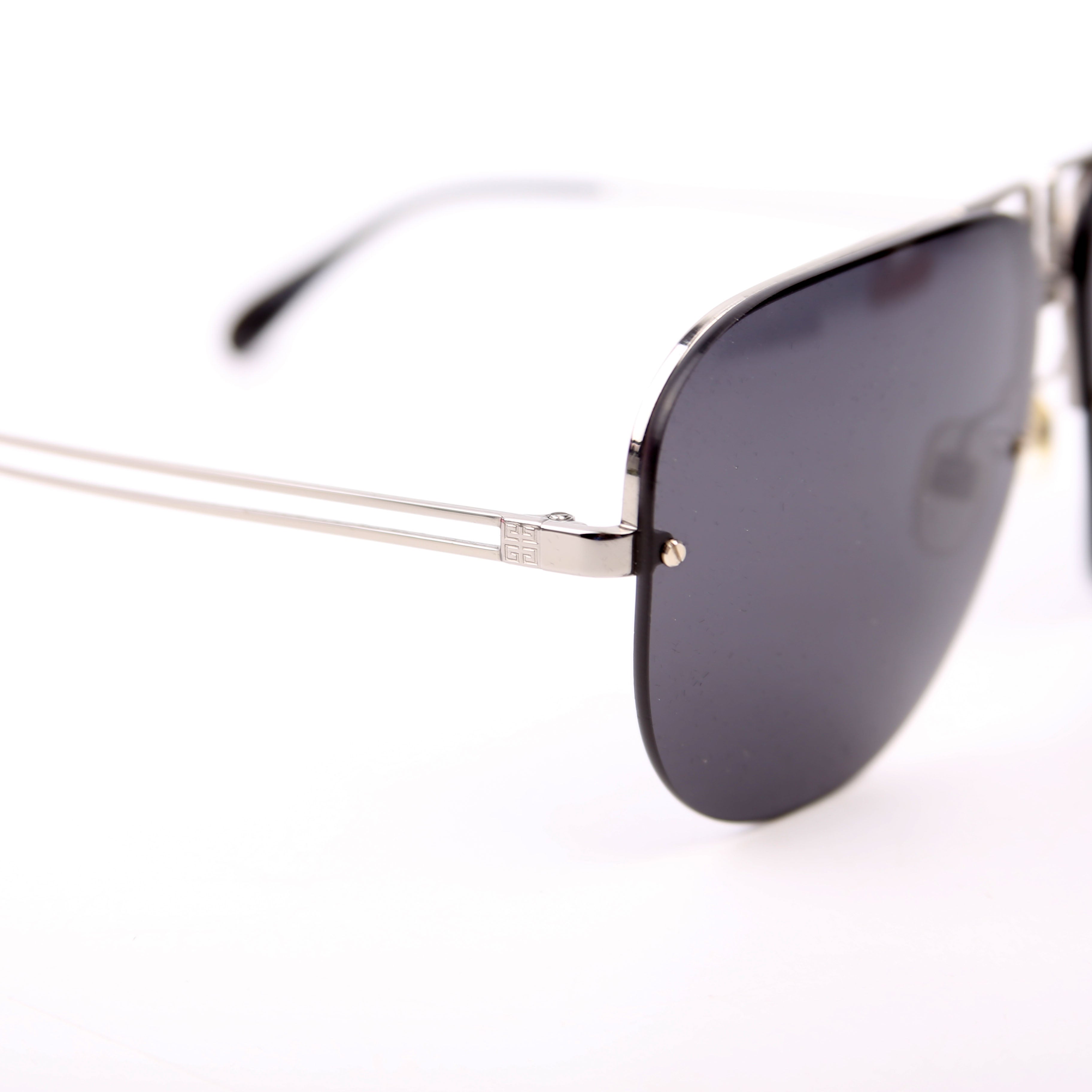 GV7126S Aviator Sunglasses Black