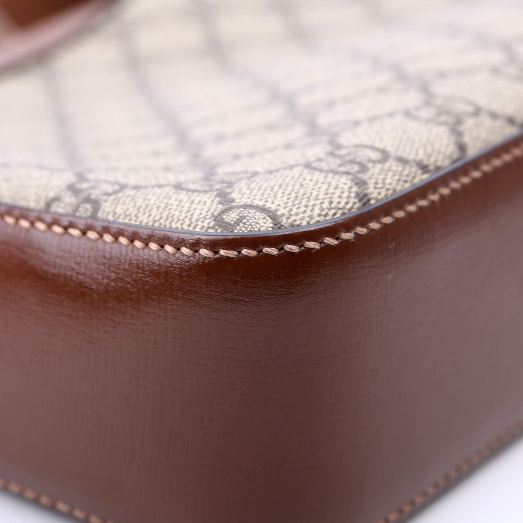 675891 Interlocking GG Messenger Brown