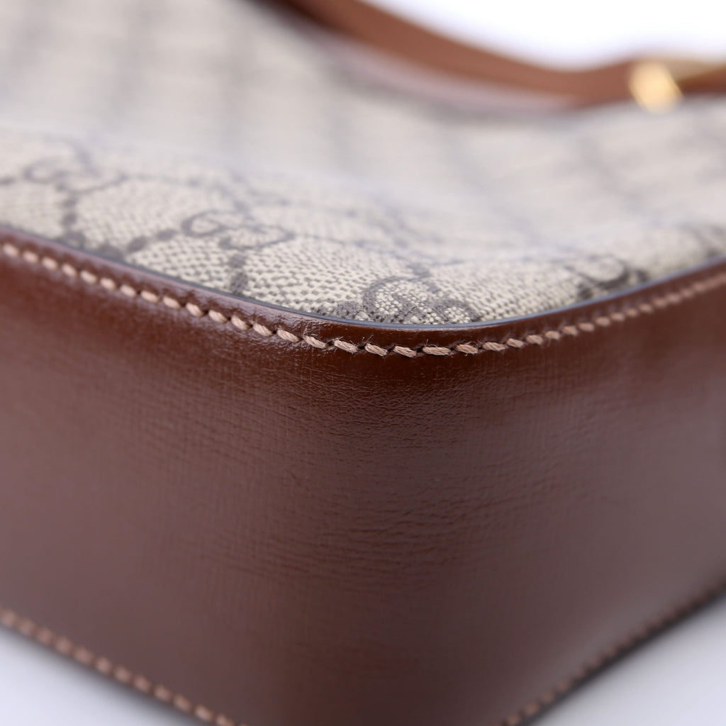 675891 Interlocking GG Messenger Brown