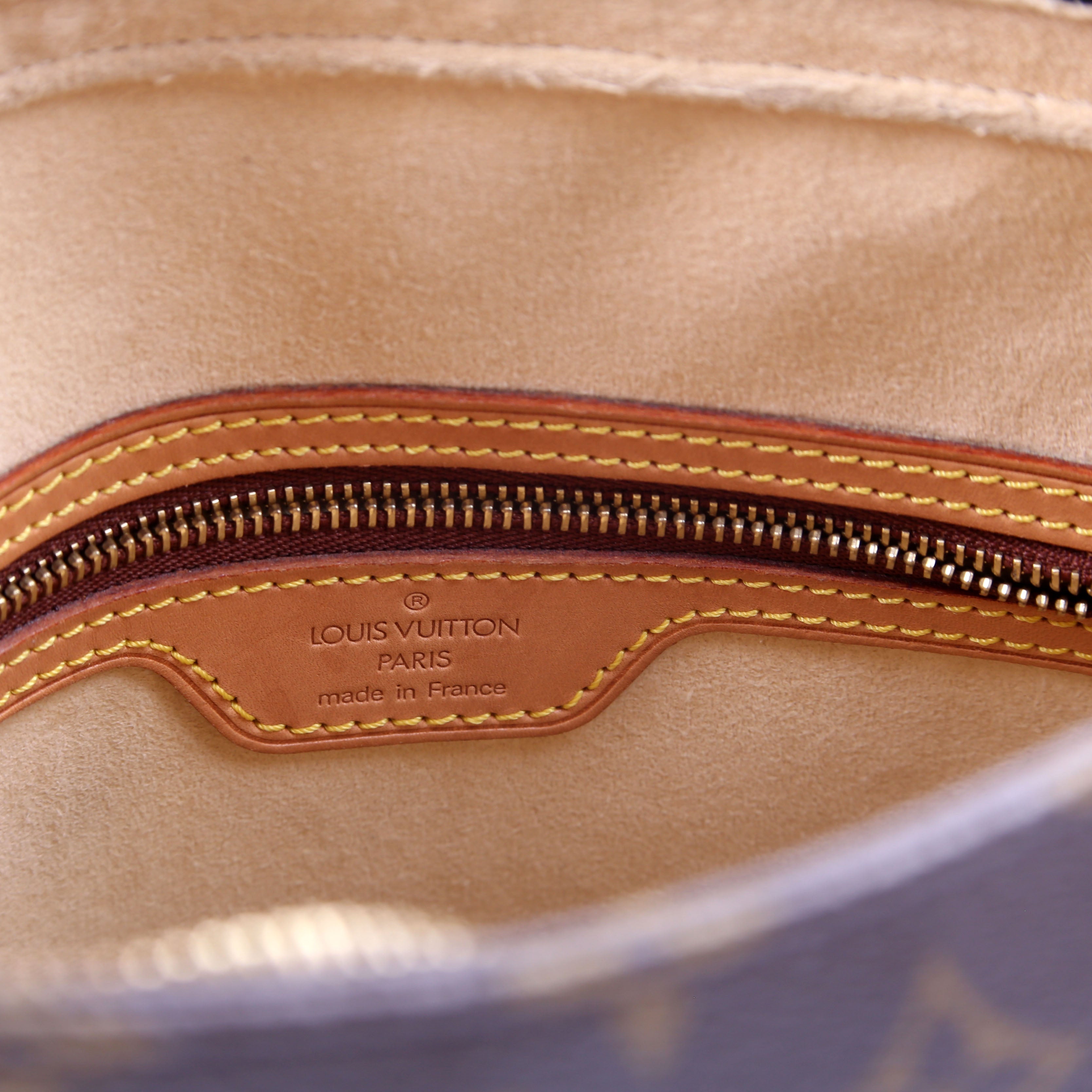 Looping GM Monogram