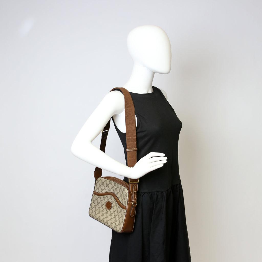 675891 Interlocking GG Messenger Brown
