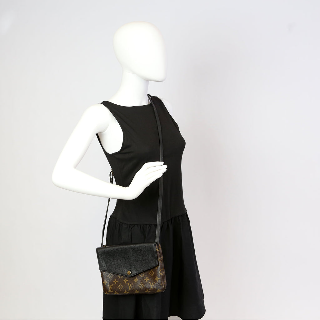 Pochette Twice Monogram Black