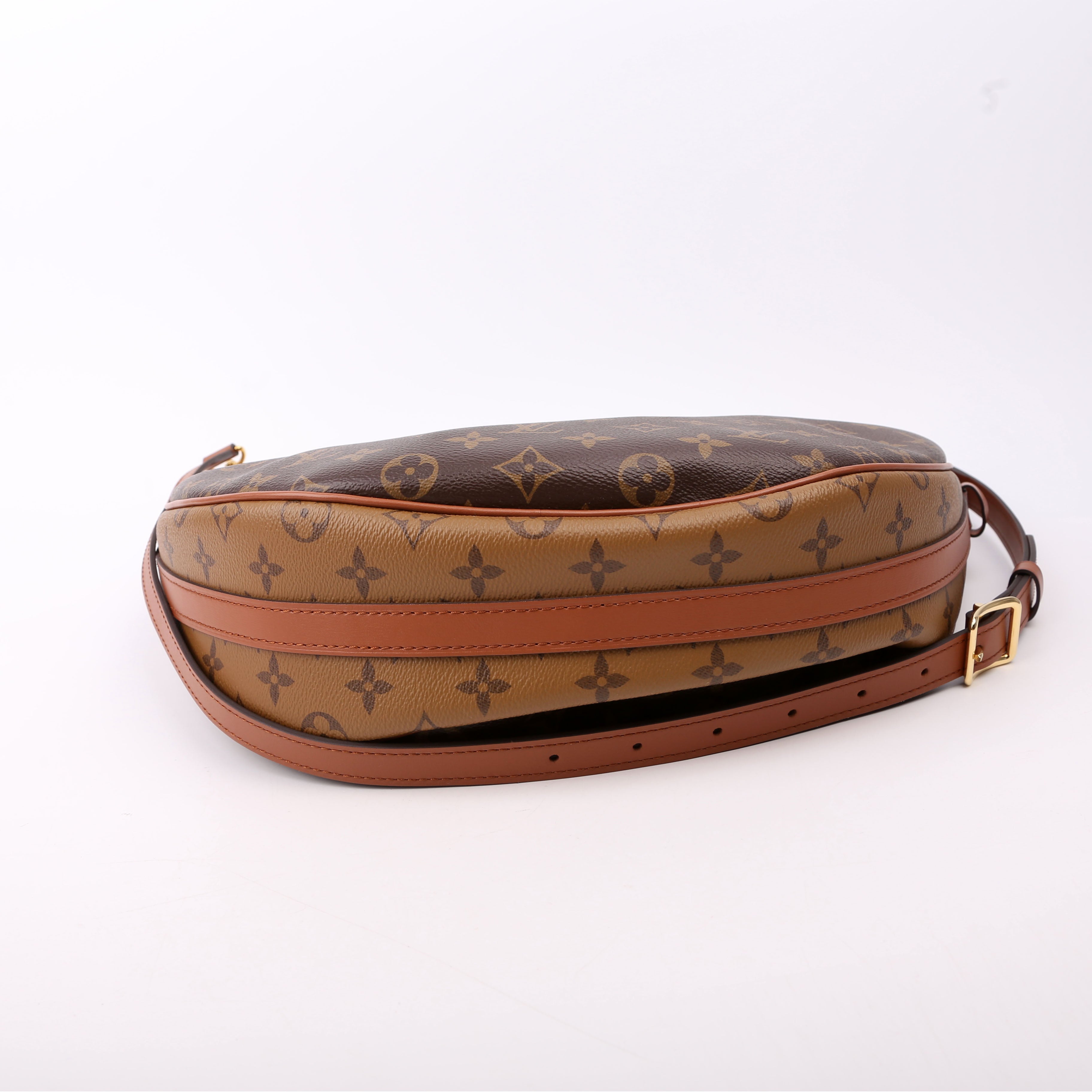 Loop Hobo Reverse Monogram