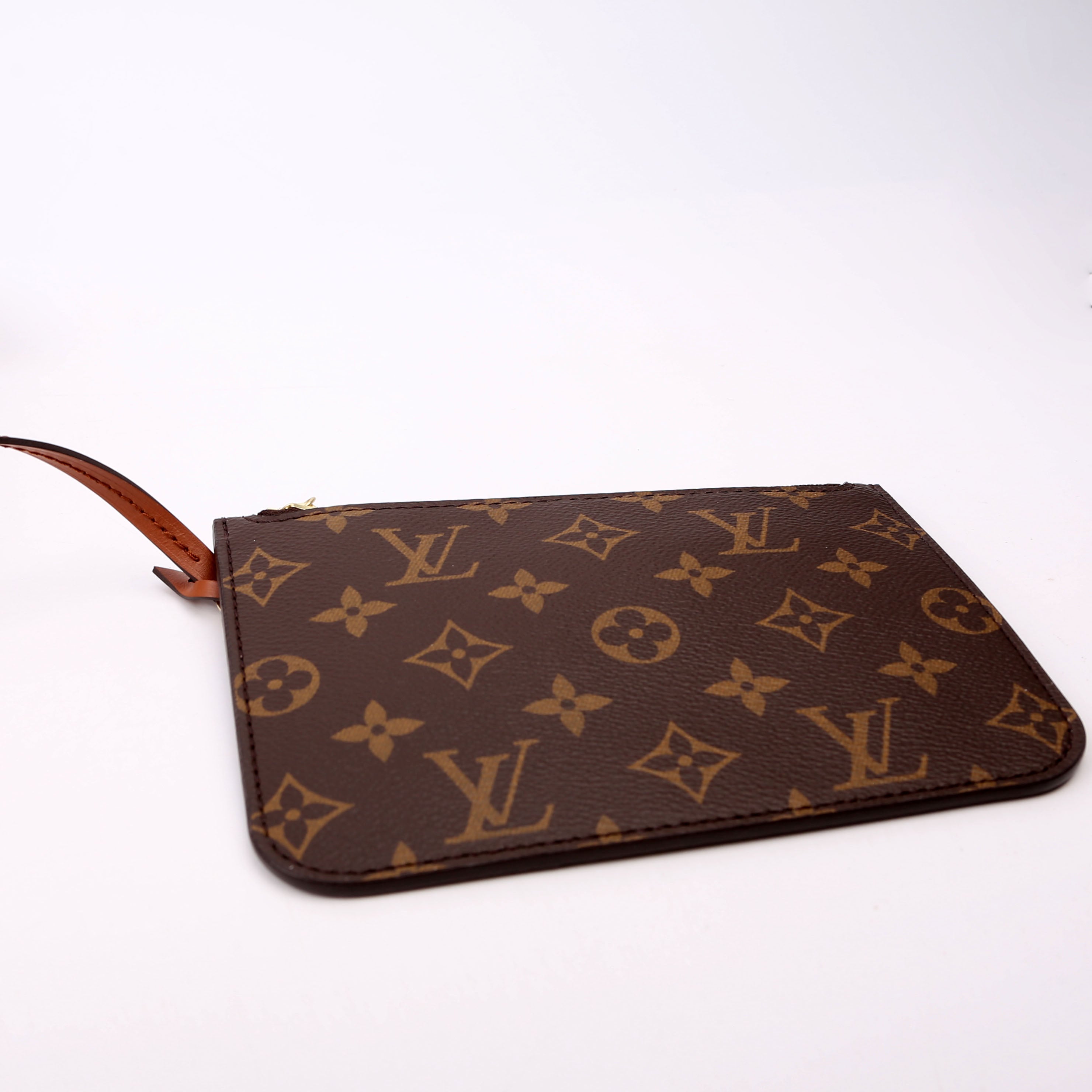 Loop Hobo Reverse Monogram