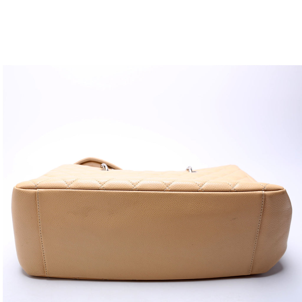 Grand Shopping Tote Caviar Tan